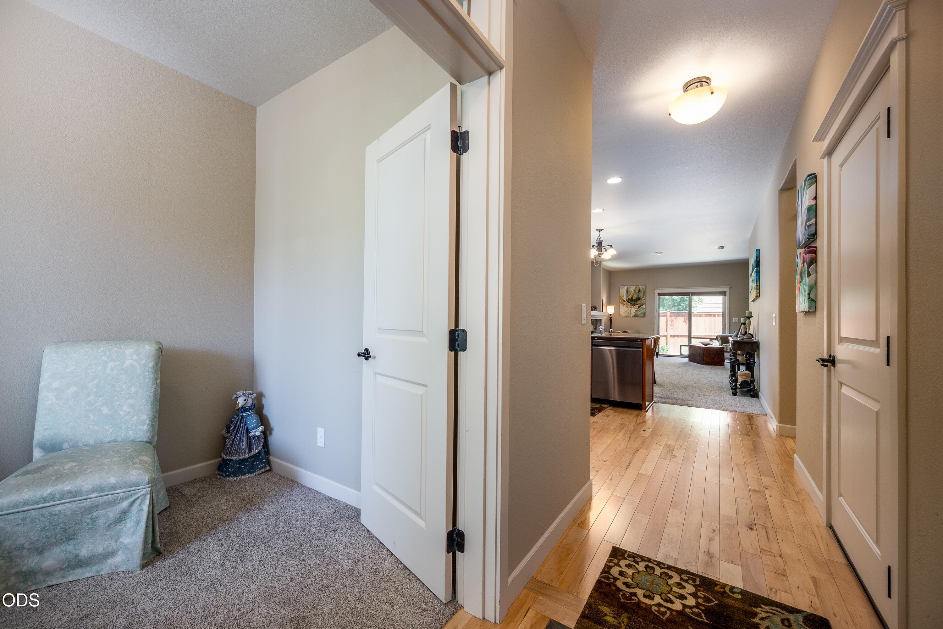 Photo 4 of 20768 NE Horizon Ridge Place