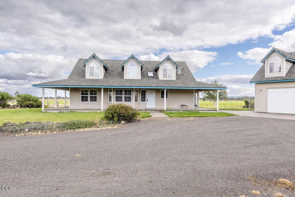 Photo 4 of 24585 Dodds Road