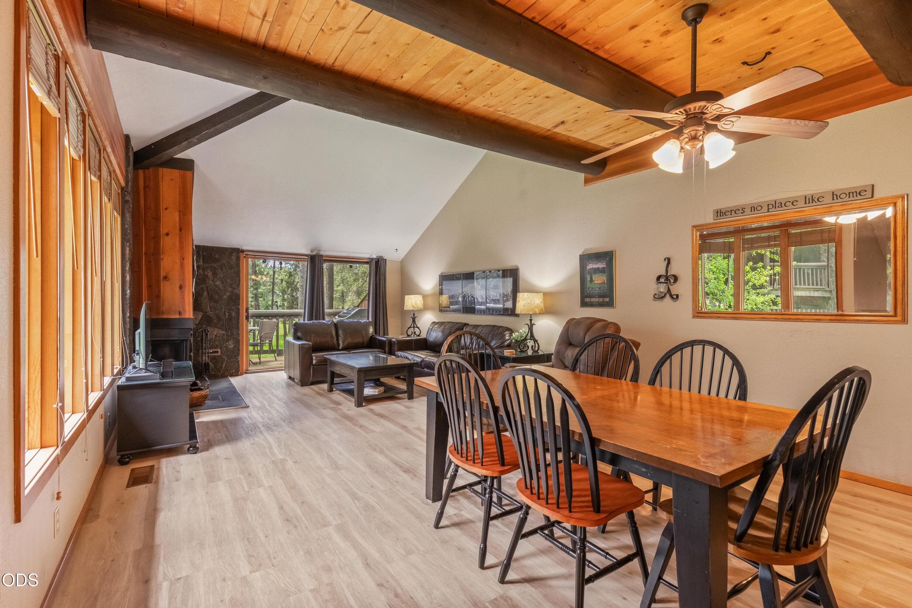 Photo 4 of 57241 Mashie Lane, 53