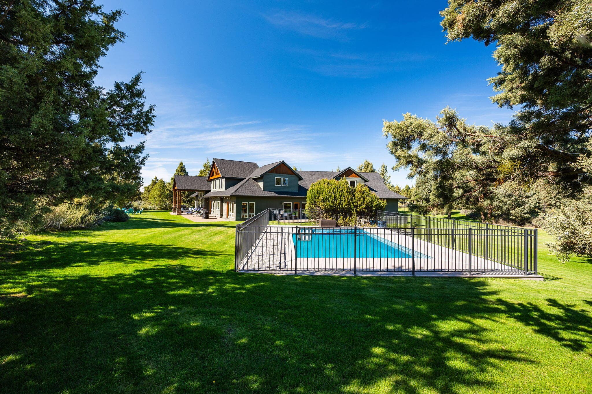 Photo 4 of 20960 Royal Oak Circle
