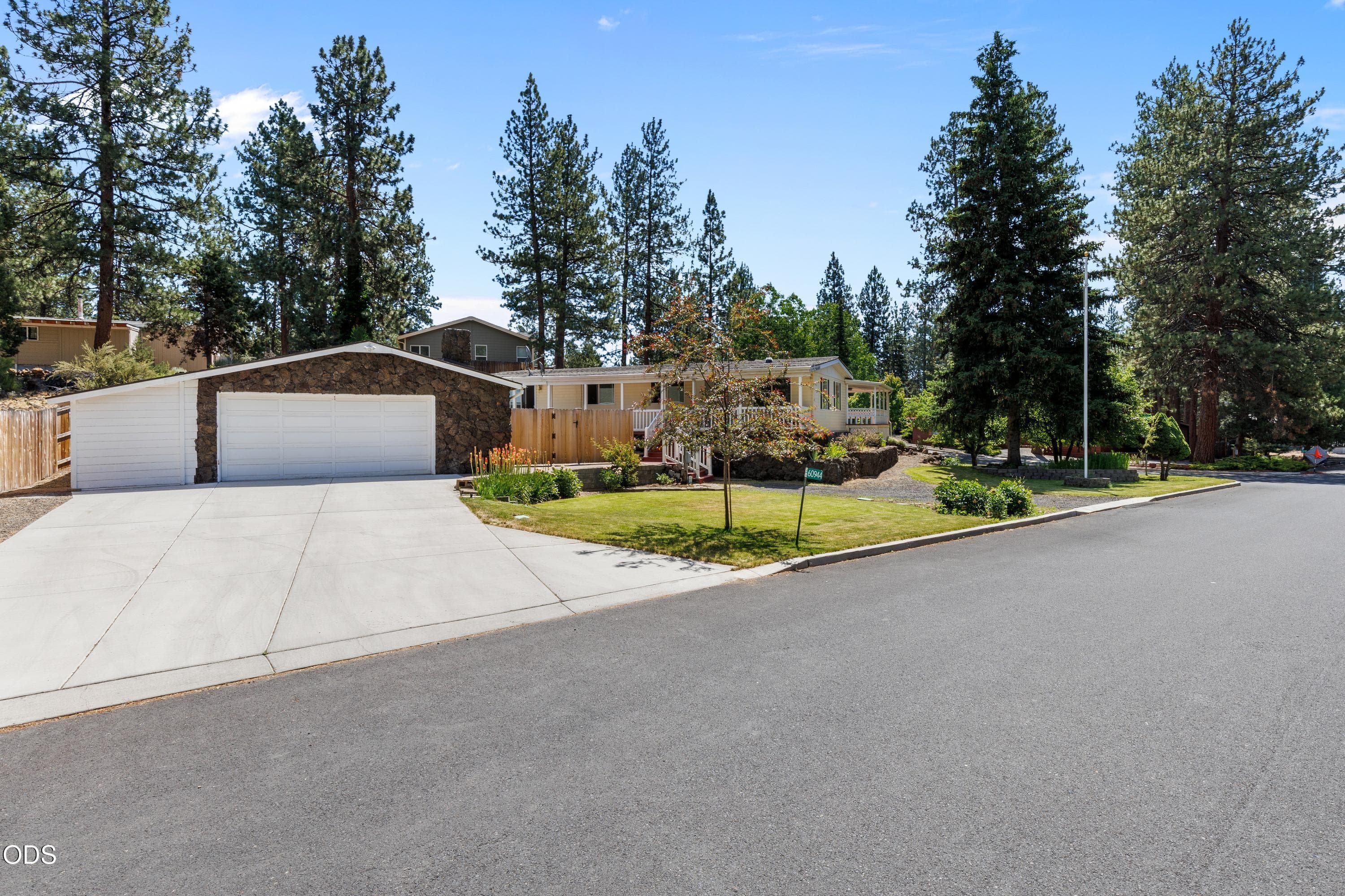 Photo 22 of 60944 McMullin Drive