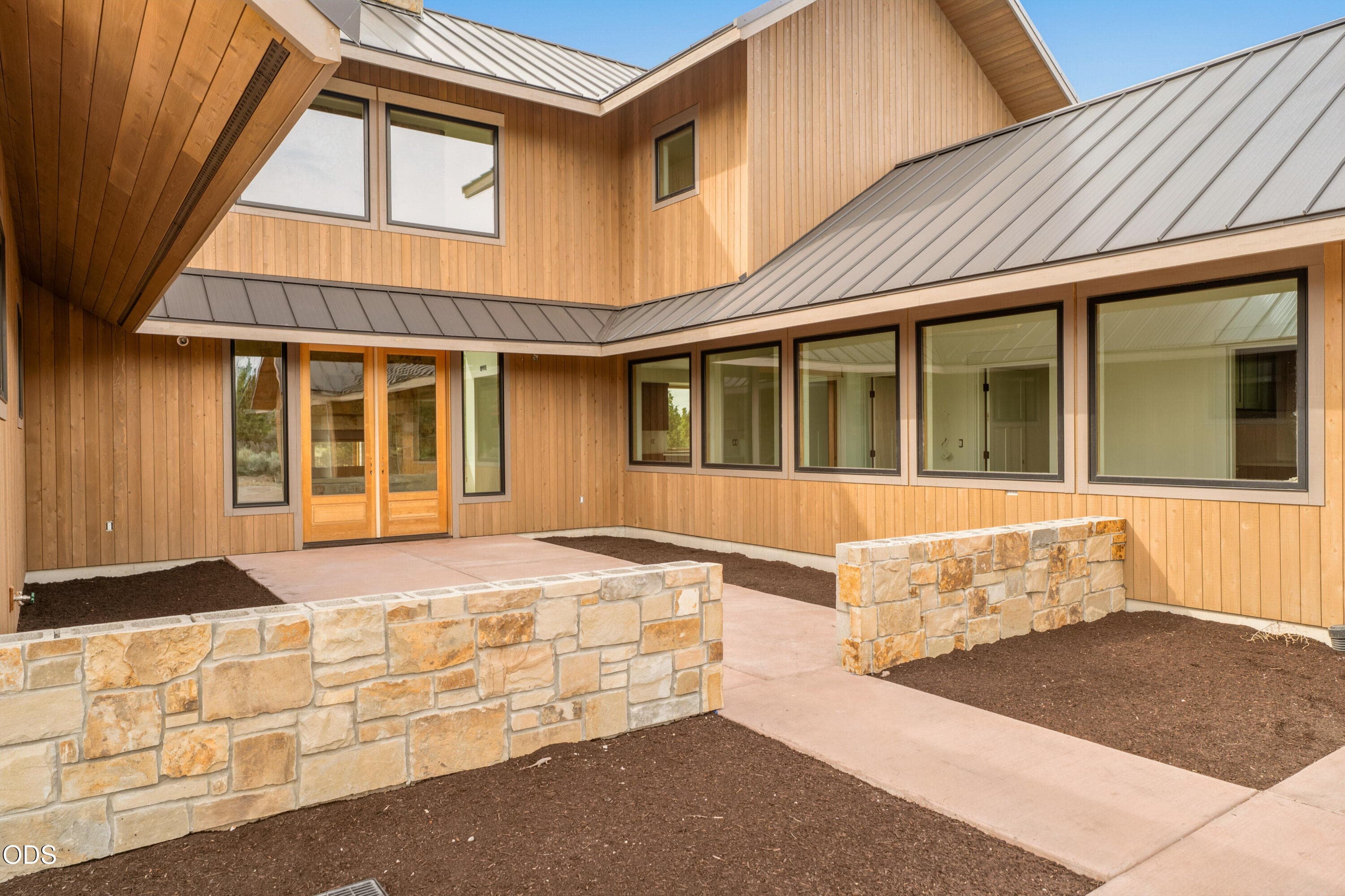Photo 4 of 23020 Brushline Court