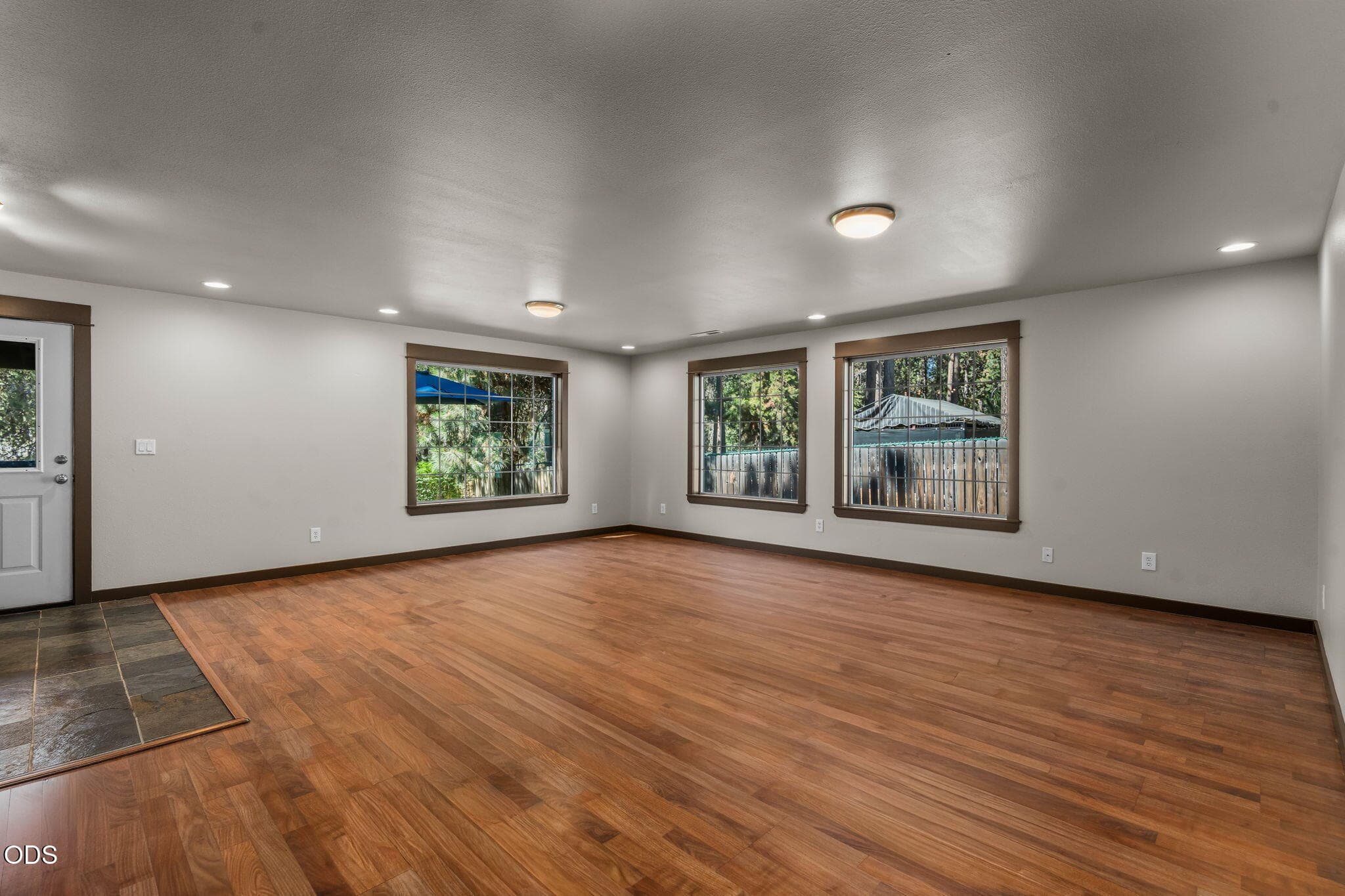 Photo 40 of 17065 Oxnard Road