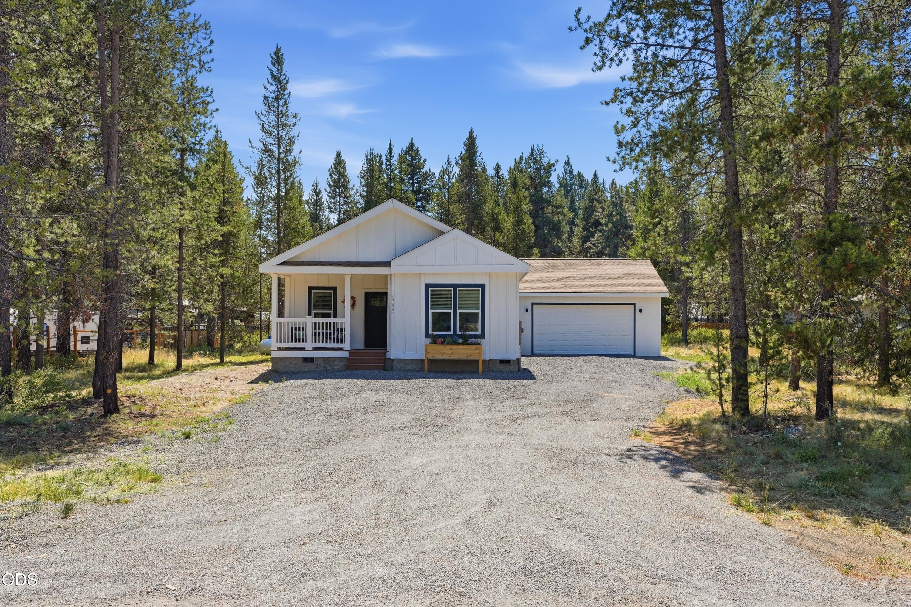 Primary photo of 17041 Glendale Road