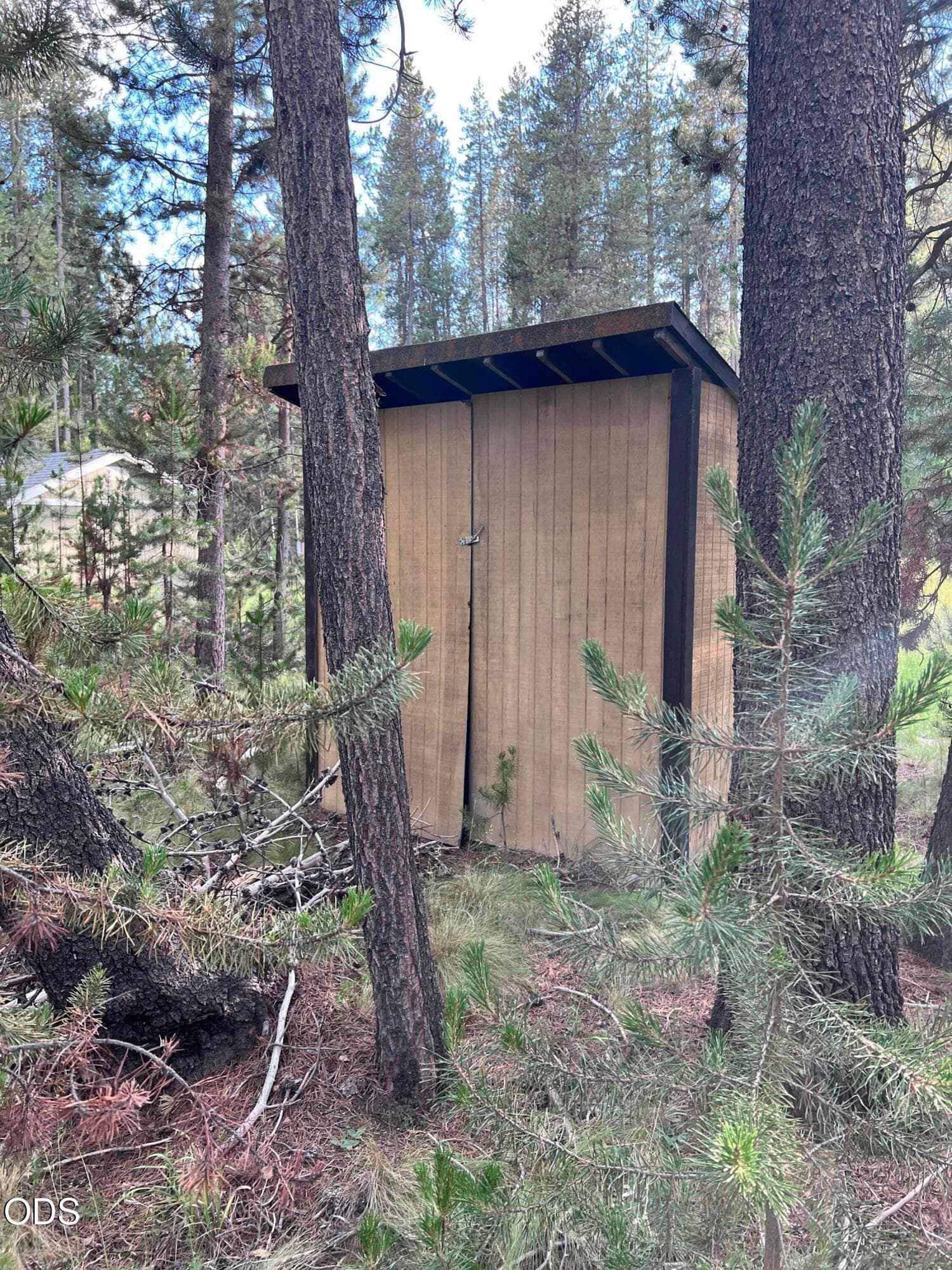 Photo 8 of 17080 Island Loop Way