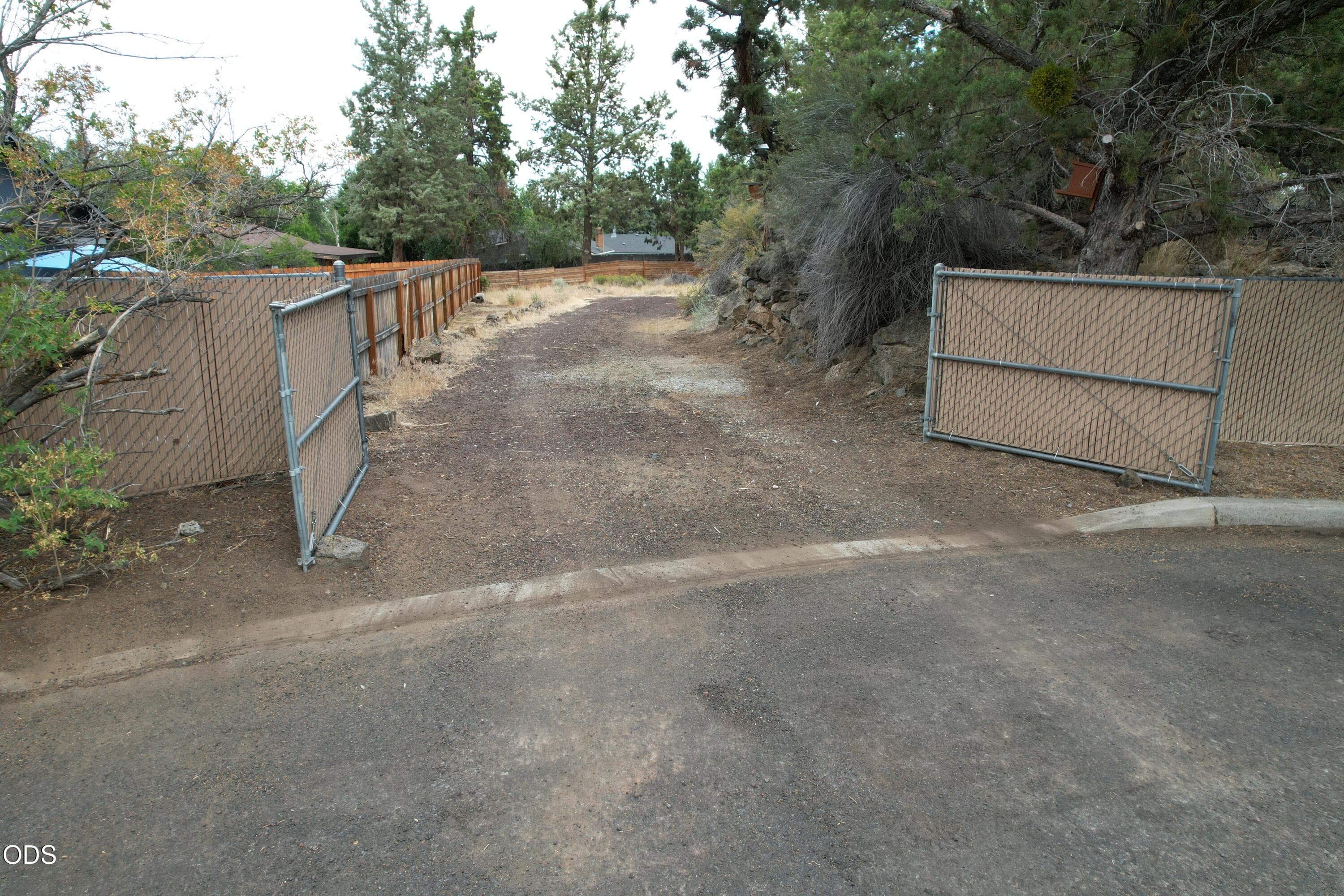 Photo 2 of 20686 Hawkin Place