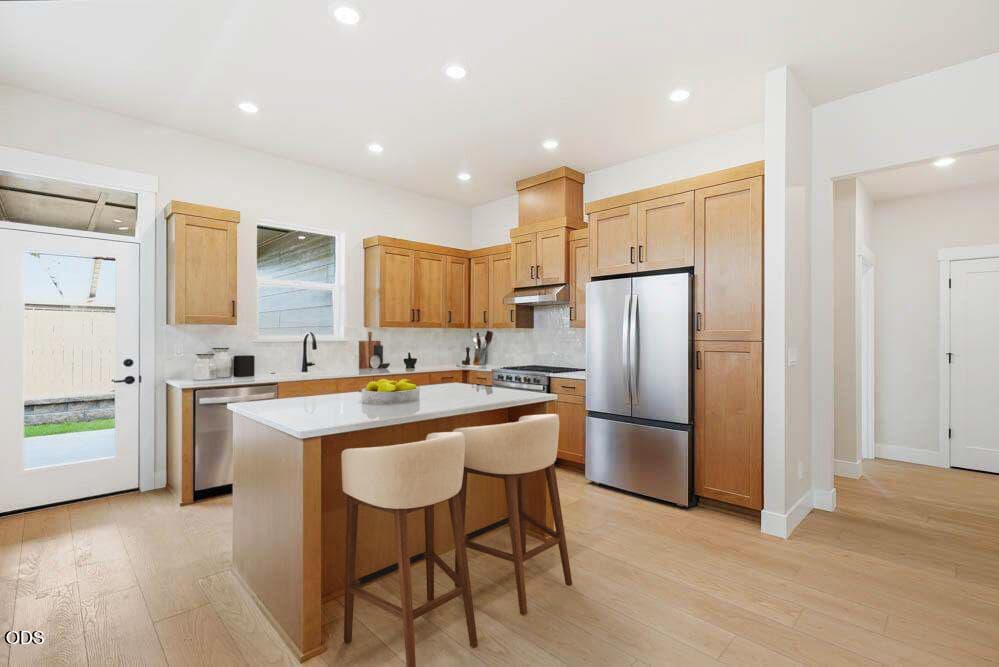 Photo 4 of 60850 SE Barstow Place