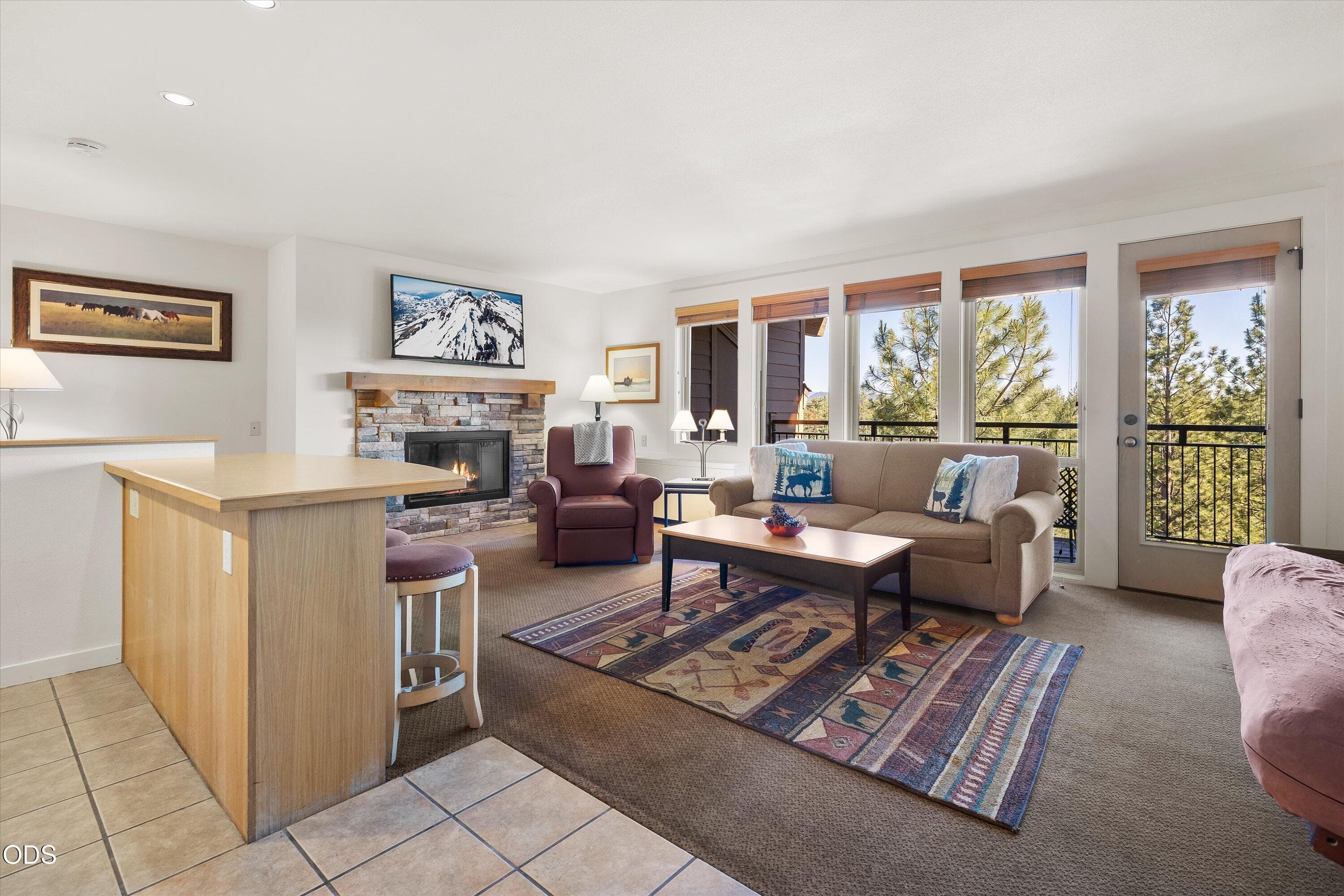 Photo 4 of 18575 SW Century Drive, 621