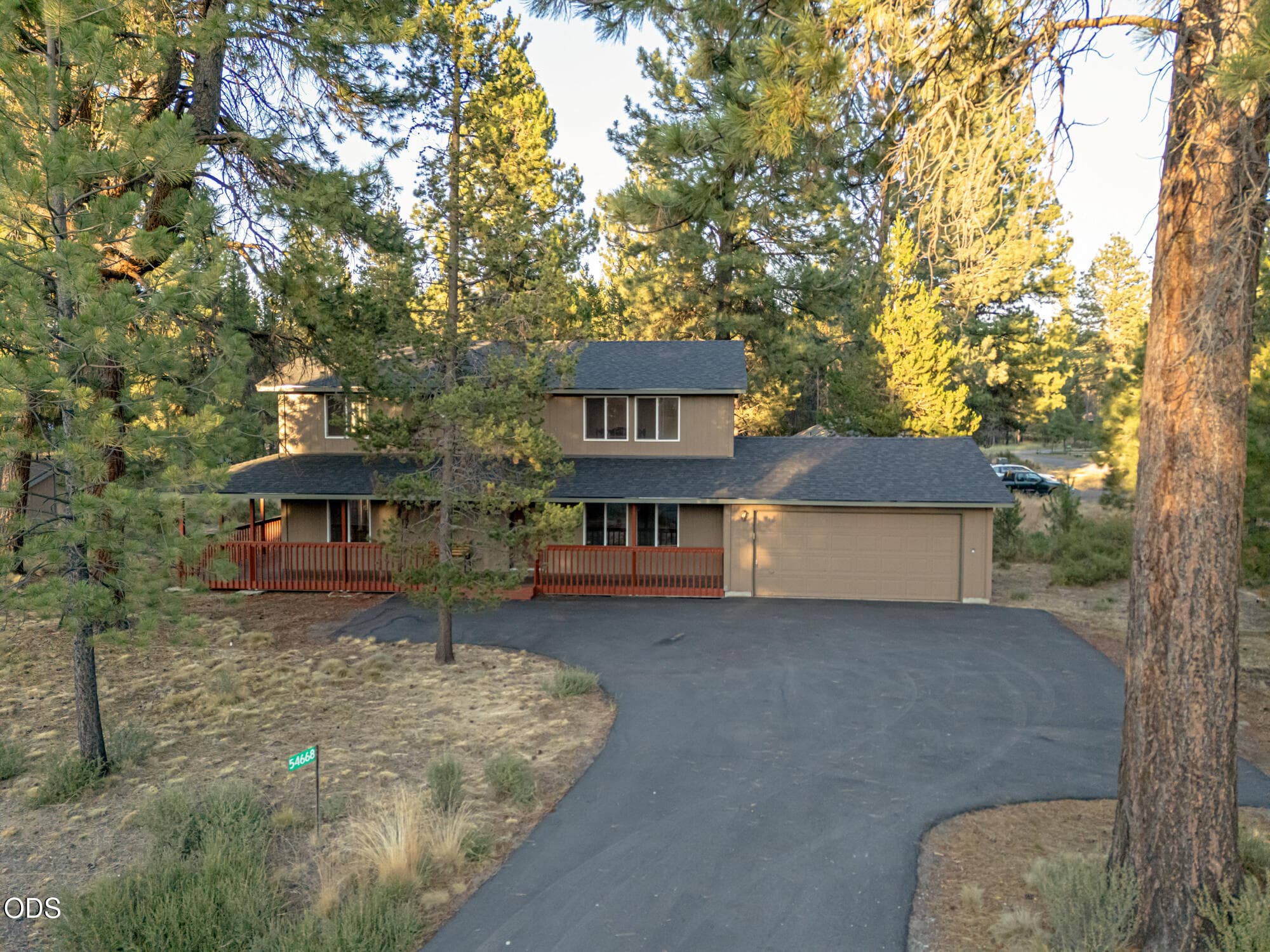 Photo 2 of 54668 Silver Fox Drive