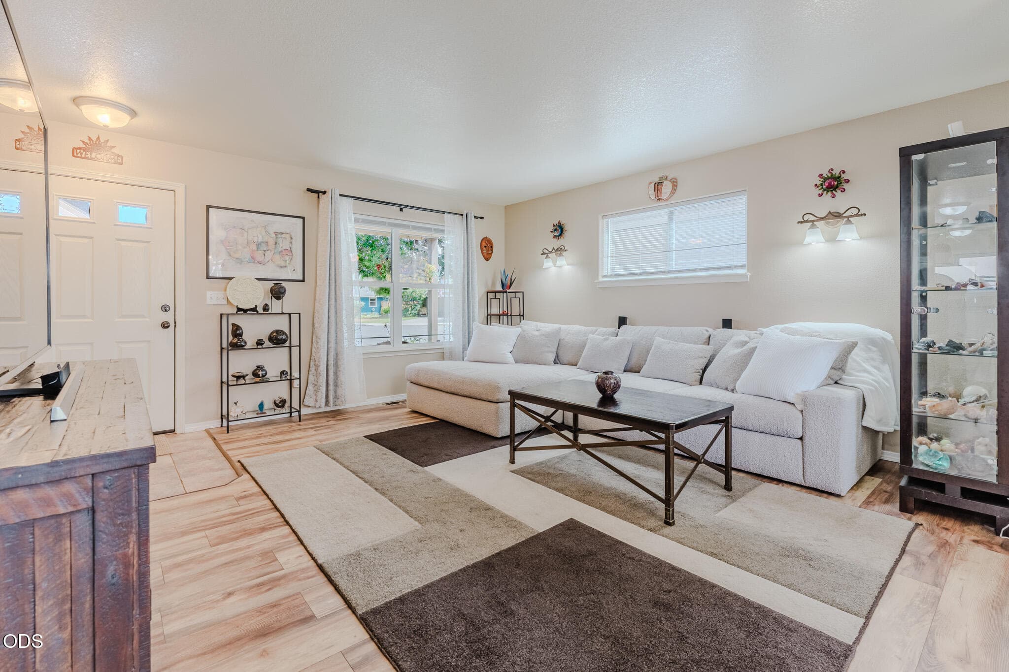 Photo 4 of 61055 Borden Drive