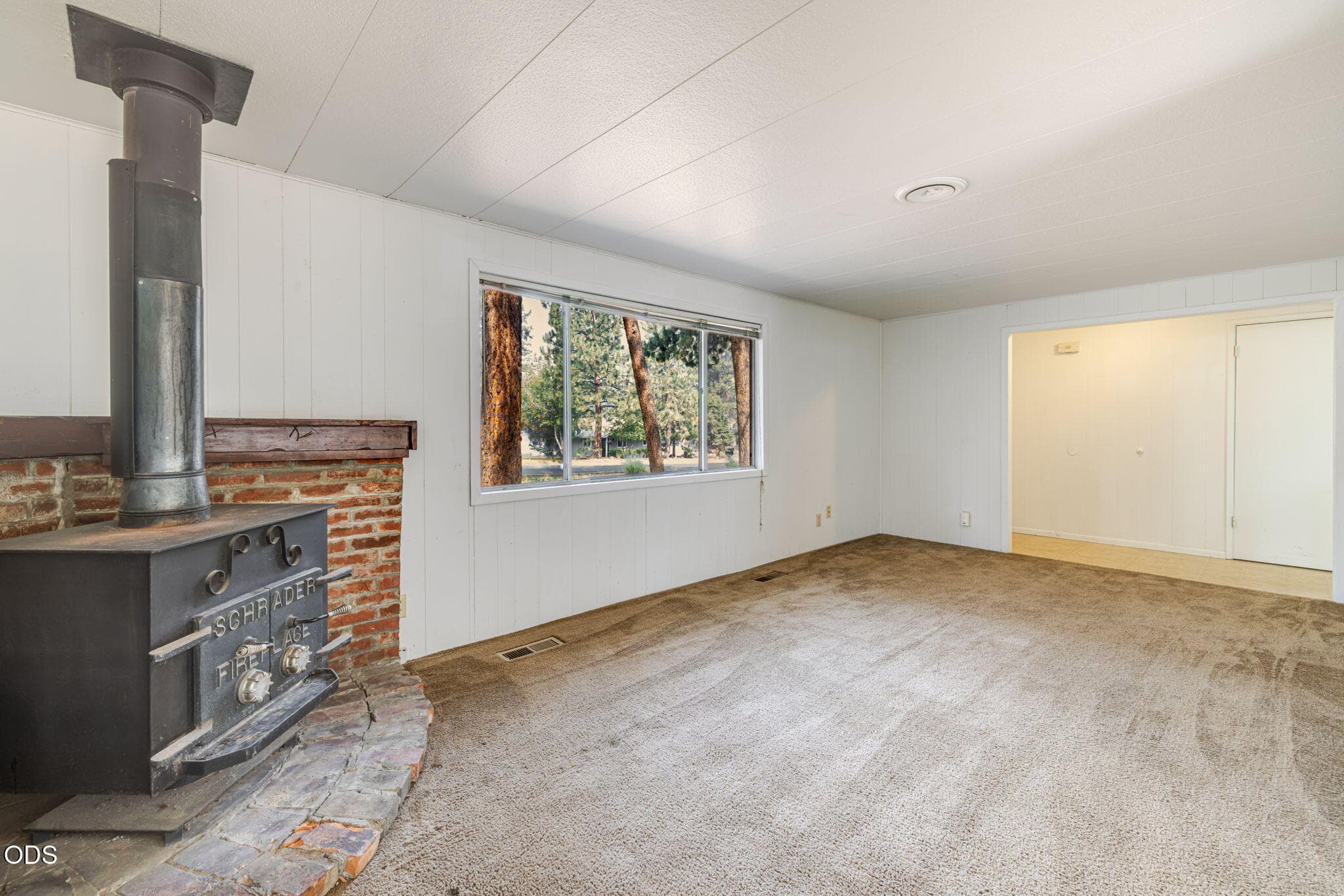Photo 4 of 60866 Granite Drive