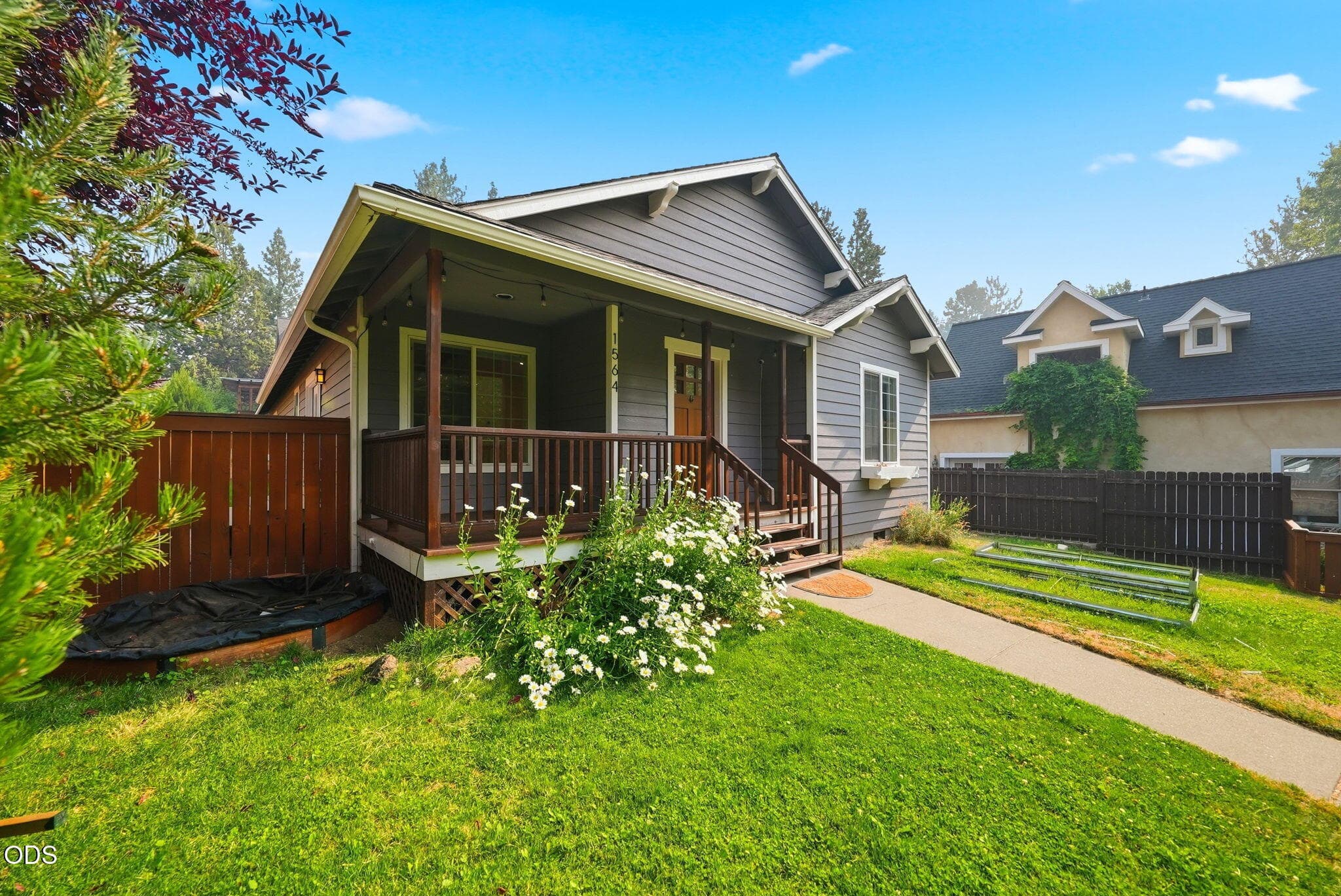 Photo 3 of 1564 NW Elgin Avenue
