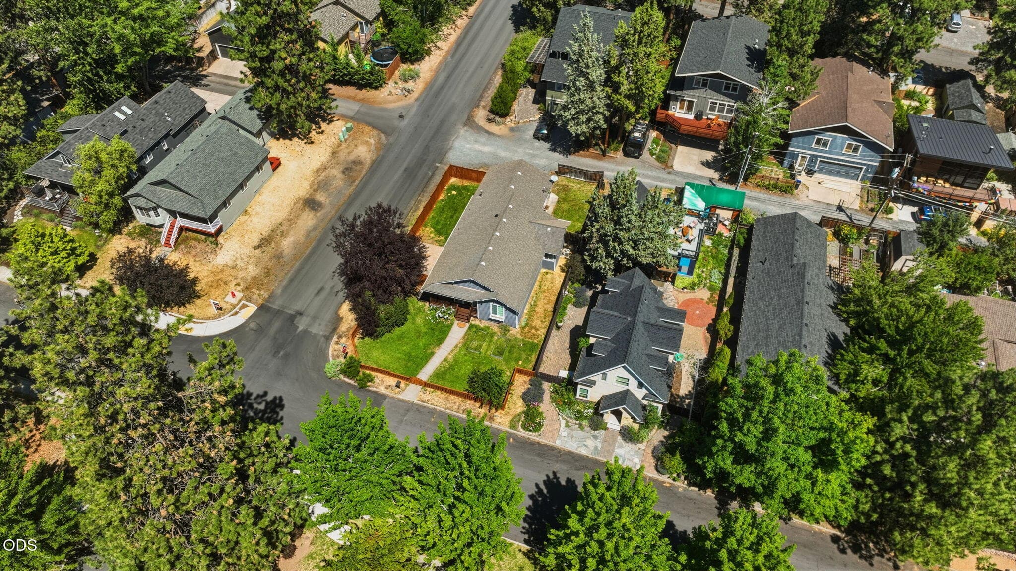 Photo 36 of 1564 NW Elgin Avenue