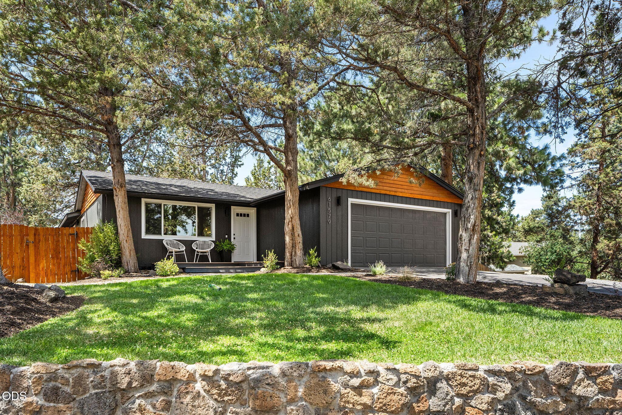 Photo 4 of 61579 Rockway Terrace