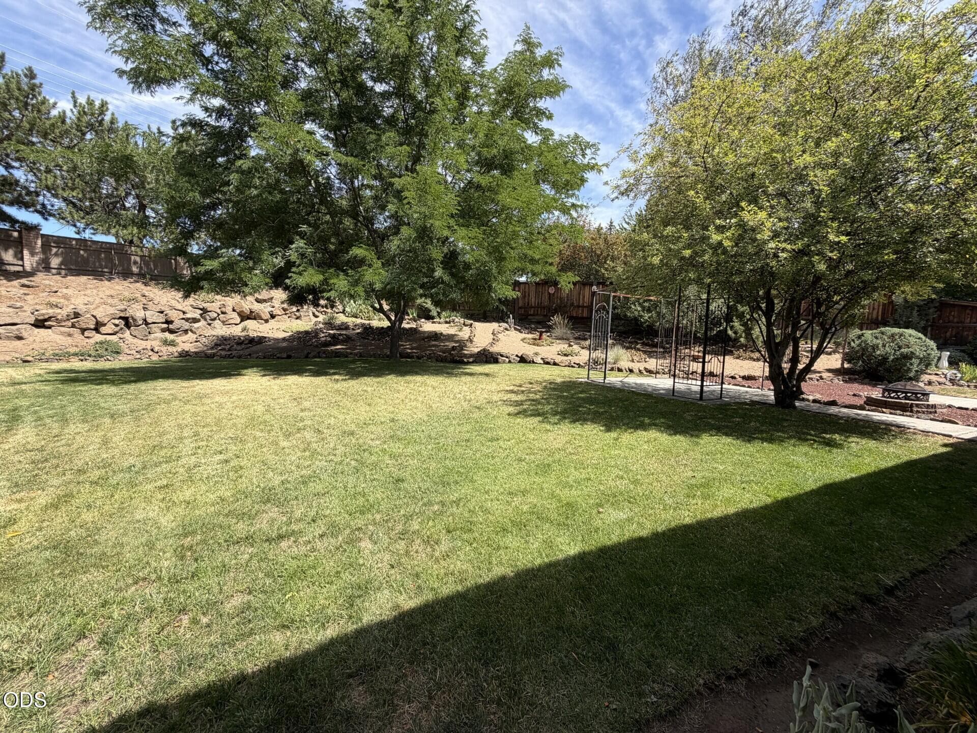 Photo 39 of 1522 NE Locksley Drive