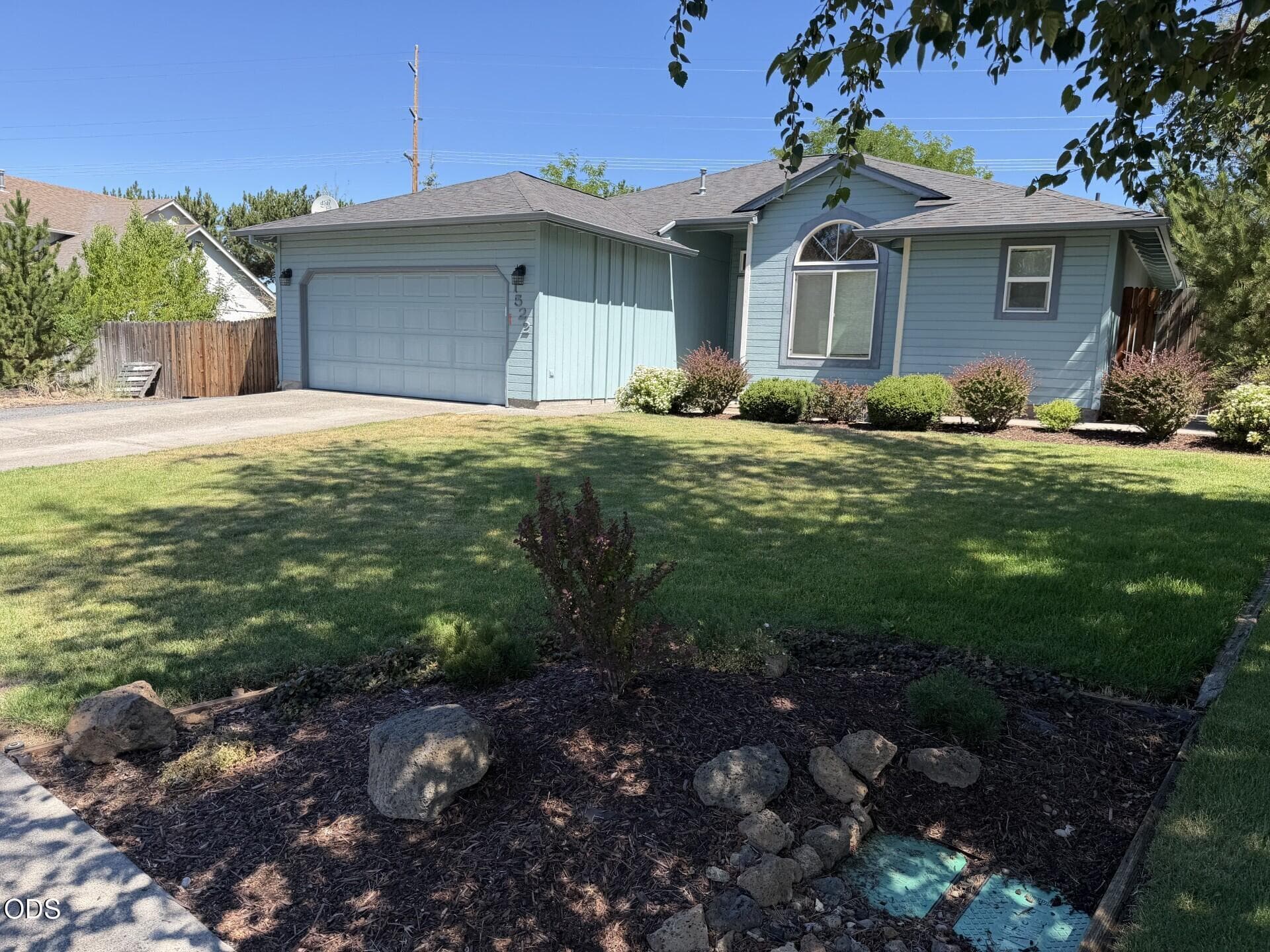 Photo 40 of 1522 NE Locksley Drive