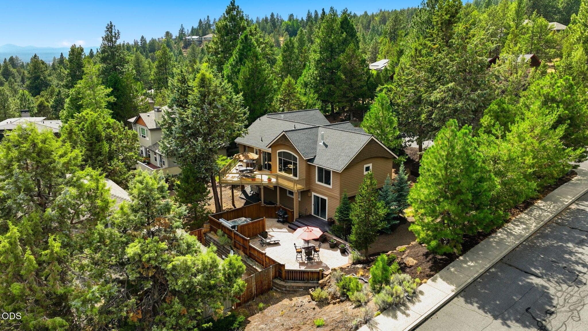 Primary photo of 1287 NW City Heights Drive