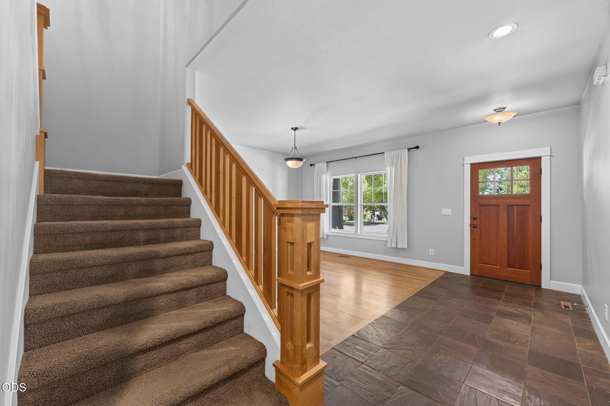 Photo 3 of 20308 Aberdeen Drive