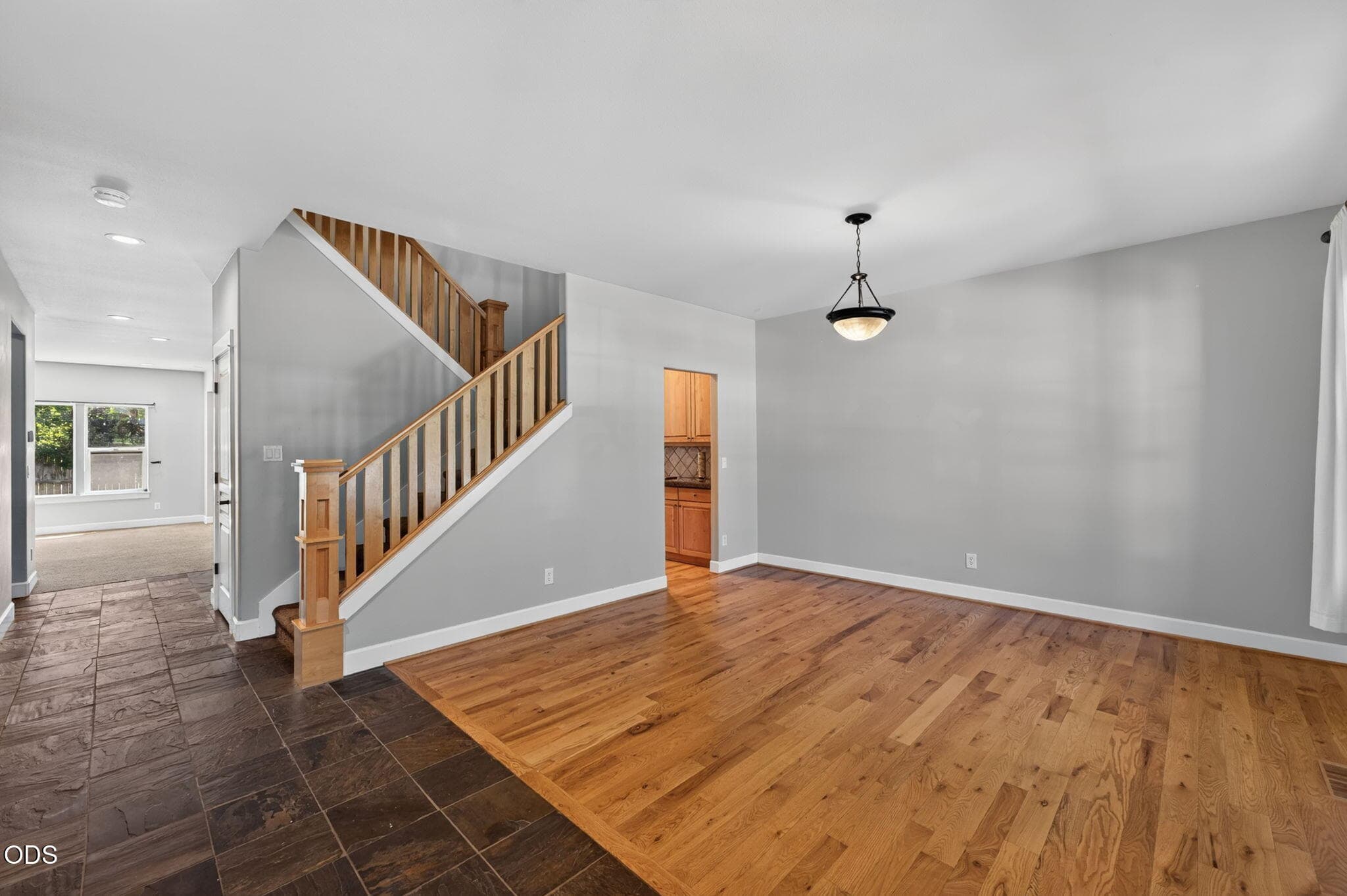 Photo 4 of 20308 Aberdeen Drive