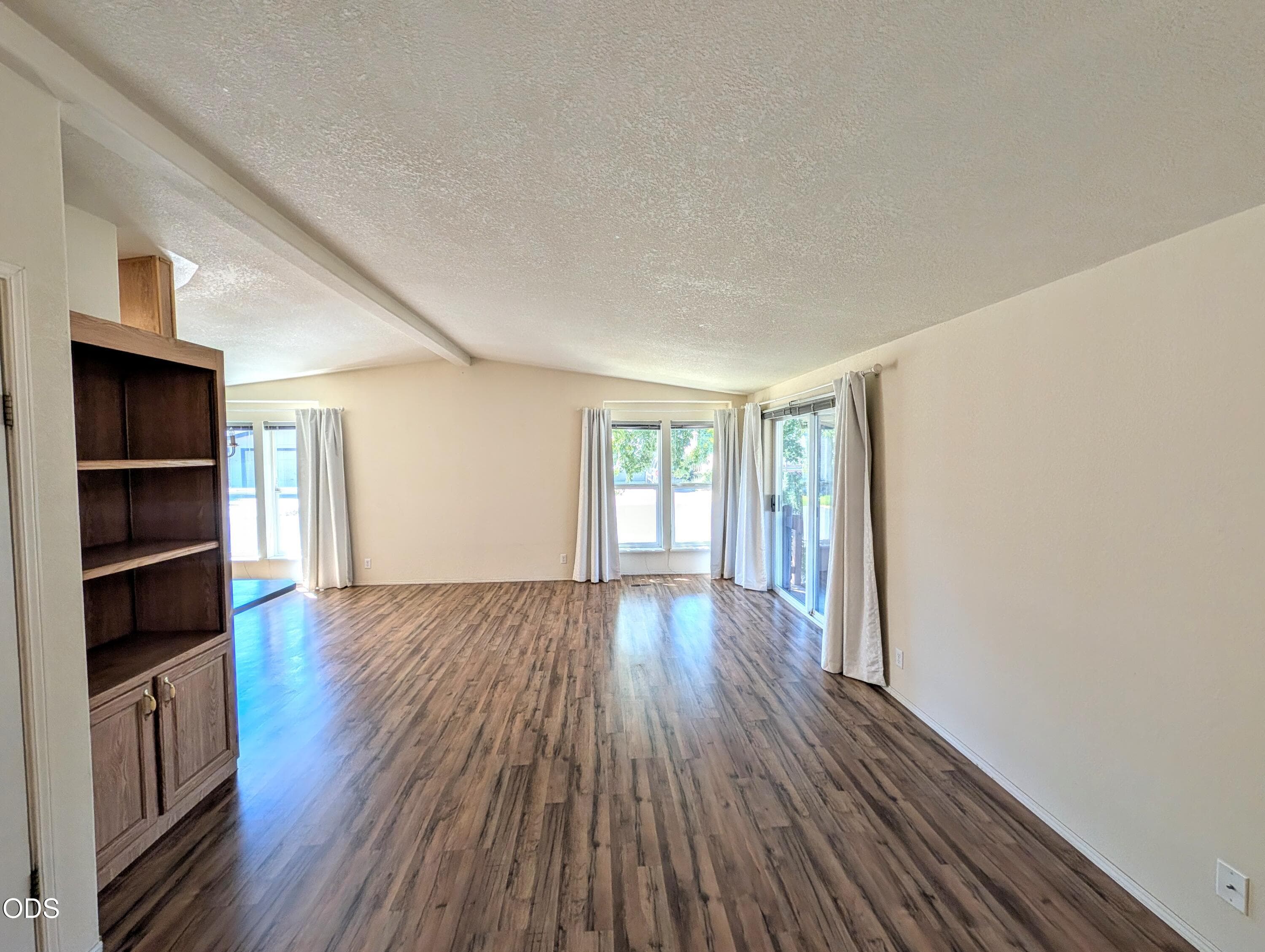 Photo 4 of 1188 NE 27th Street, 57