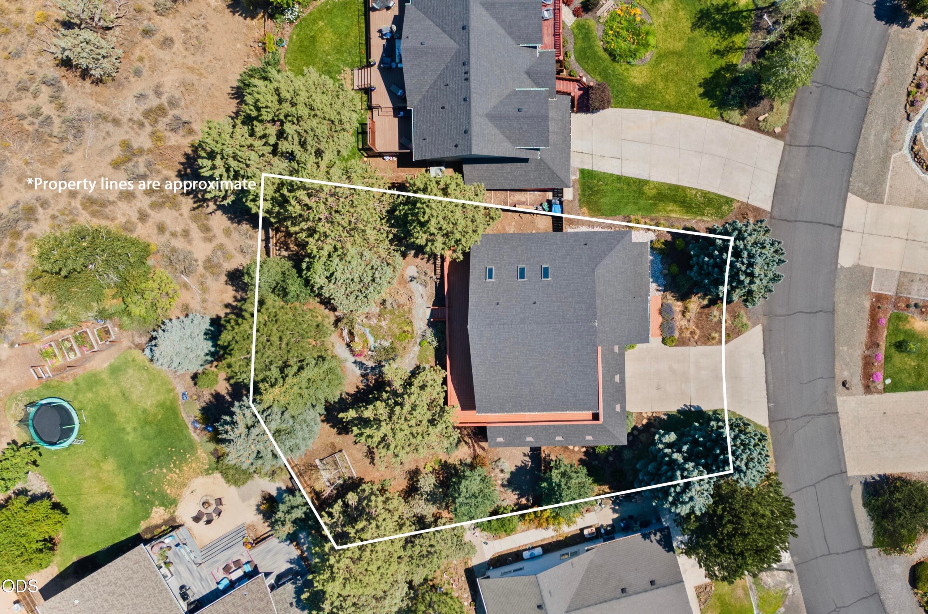 Photo 3 of 20780 Mira Circle