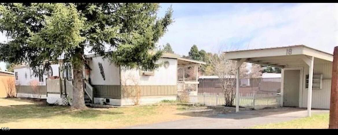 Photo 3 of 61445 SE 27th Street, UNIT 18