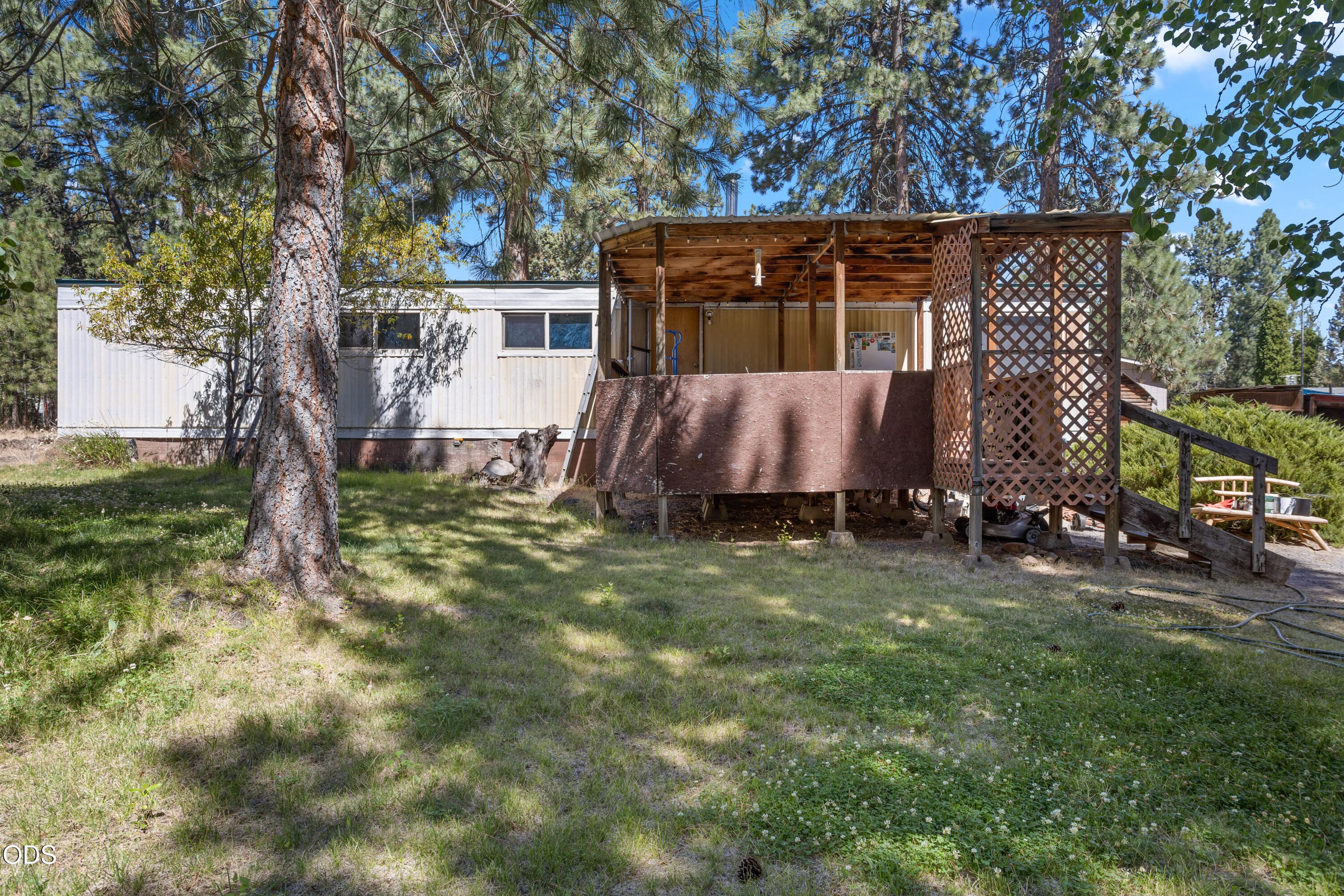 Photo 4 of 60948 Flint Lane