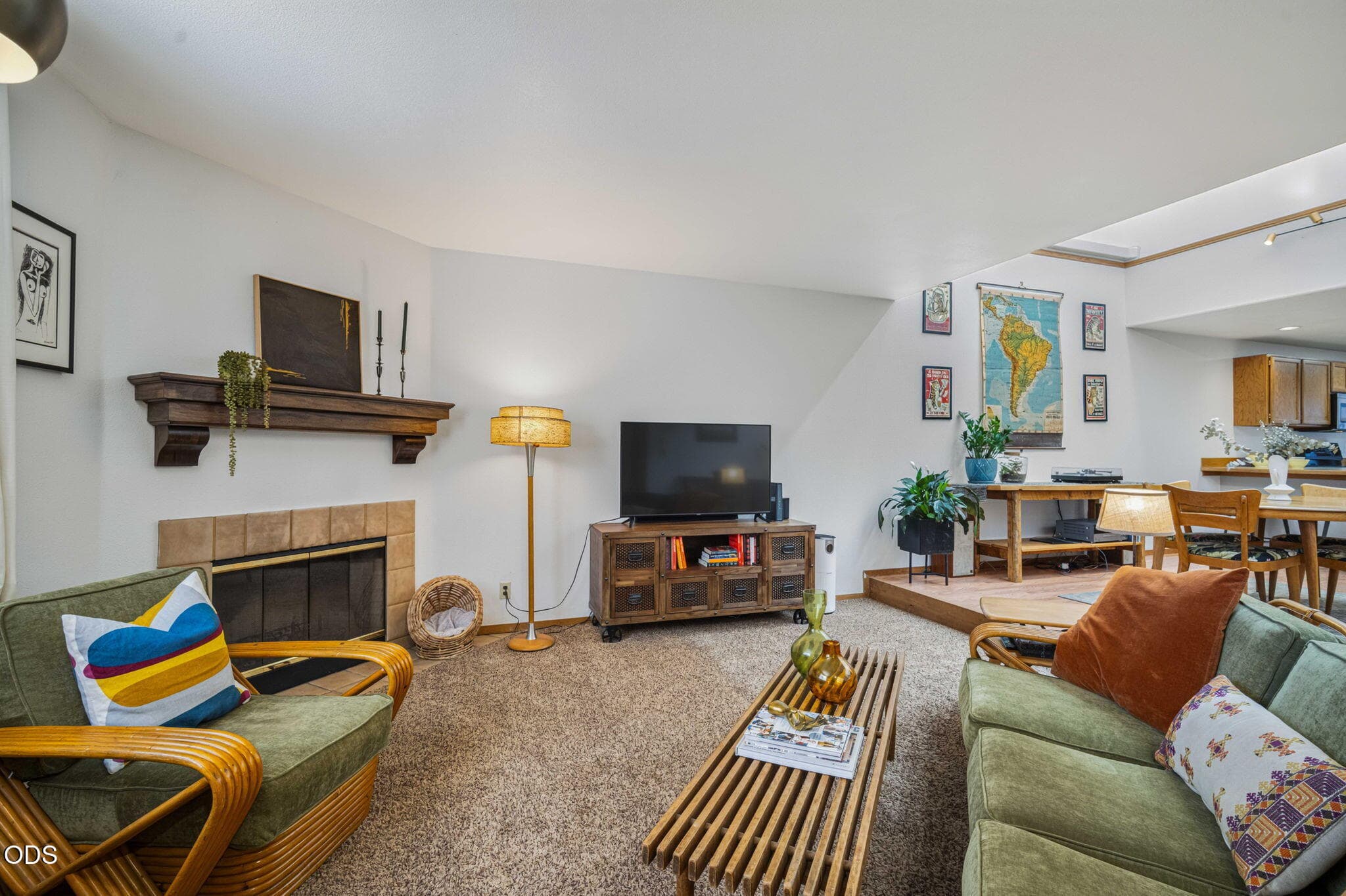 Photo 3 of 1050 NE Butler Market Road, APT 37