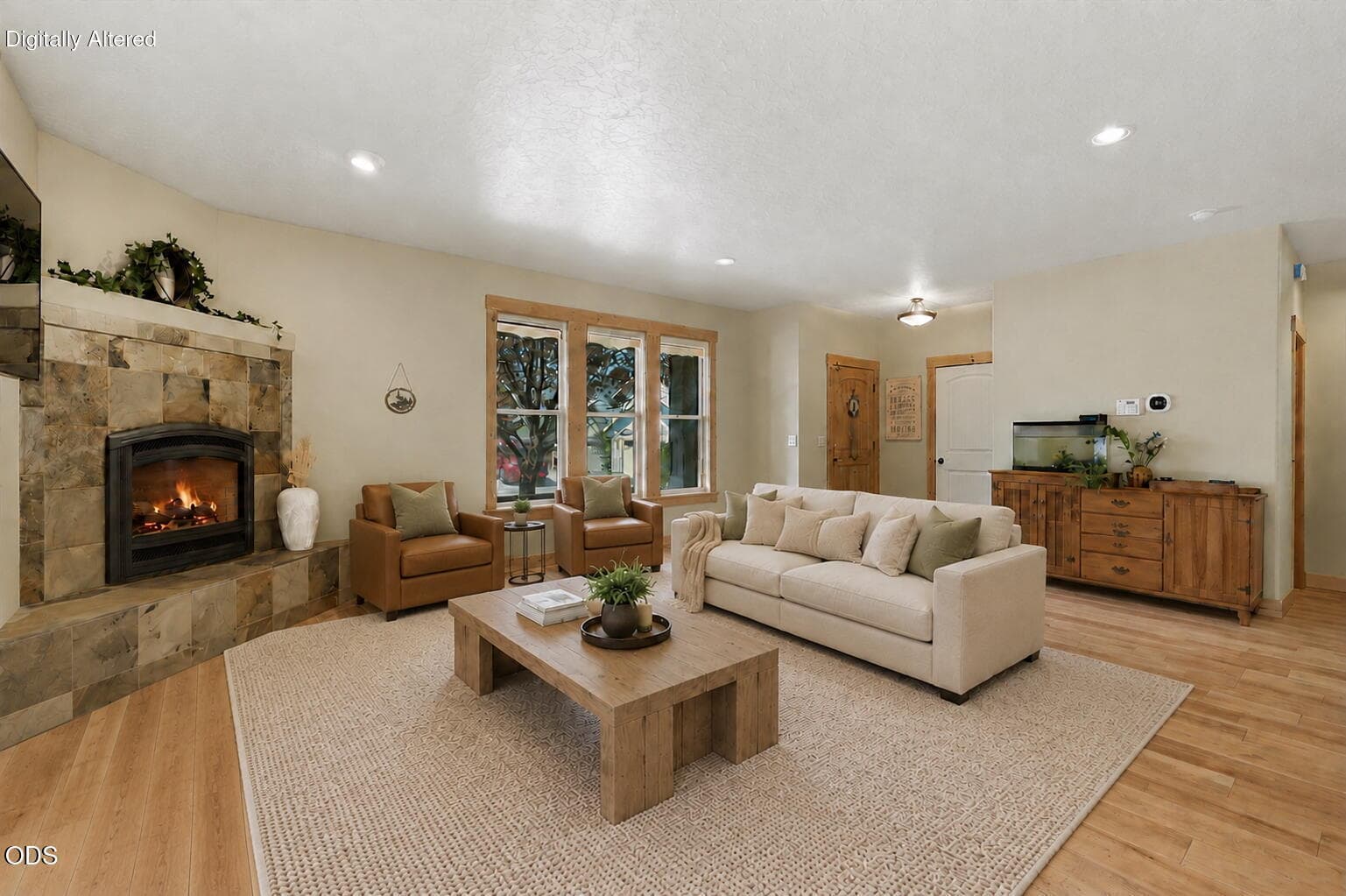 Photo 4 of 61390 Merriewood Court