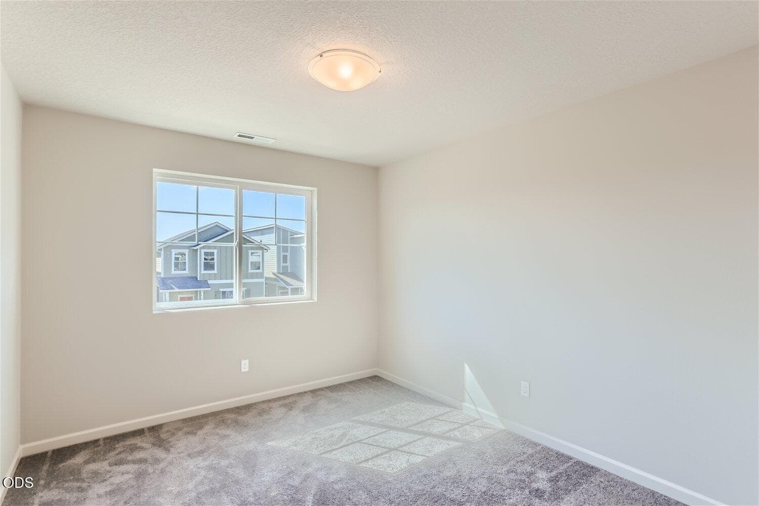 Photo 17 of 63110 NE Henningsen Pl