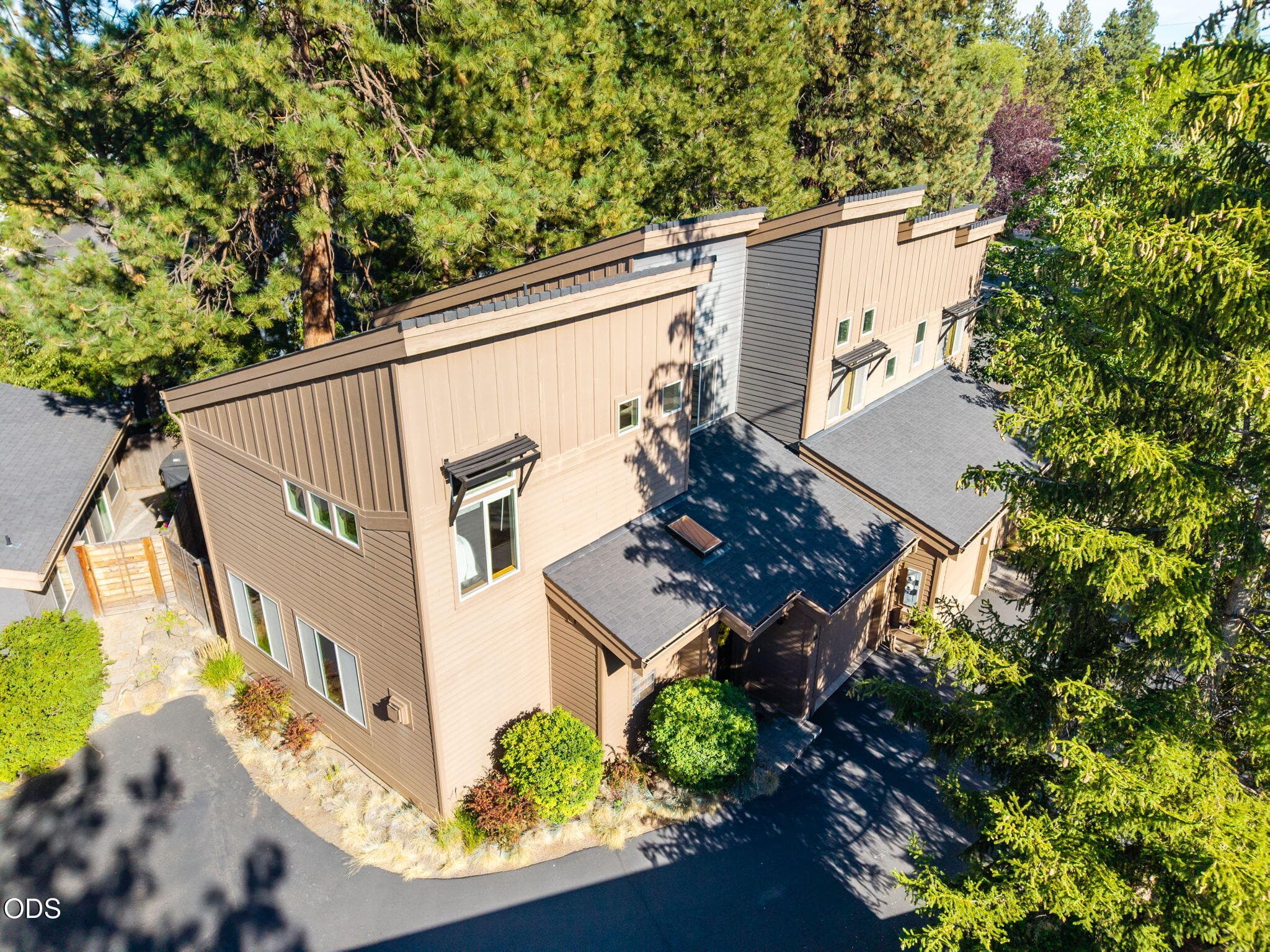 Photo 4 of 40 SW McKinley Avenue, UNIT 1