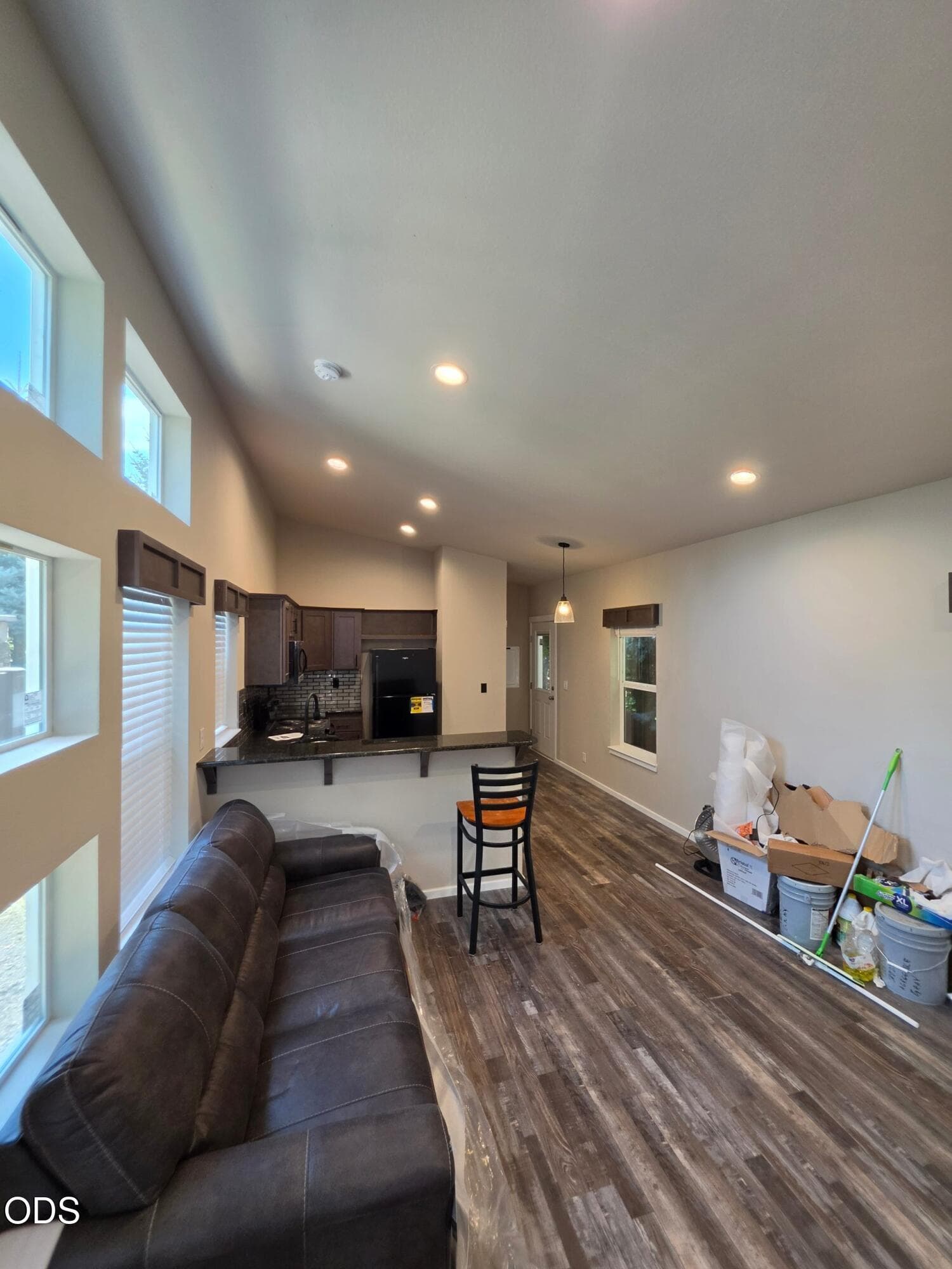 Photo 4 of 21298 NE Butler Market Road, # 1