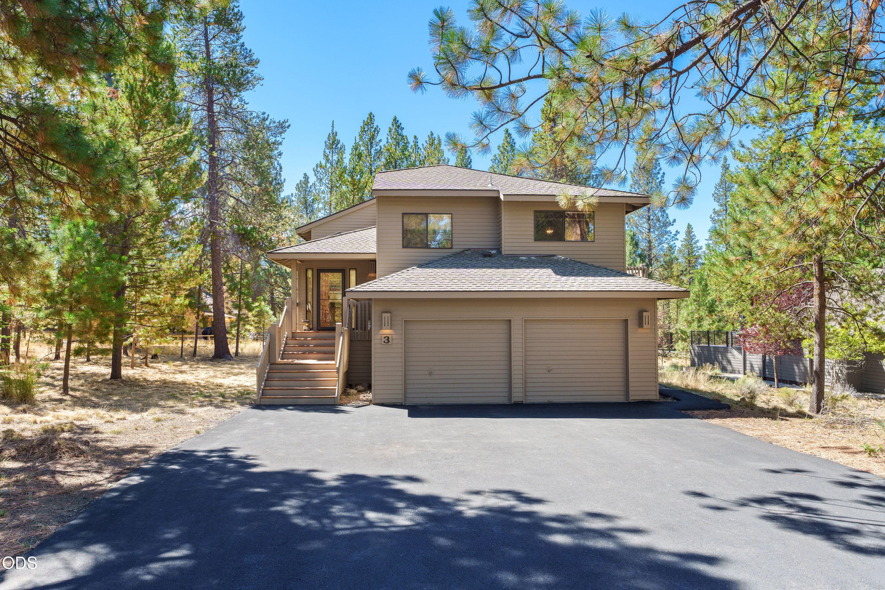 Photo 3 of 17855 3 Lava Butte Lane