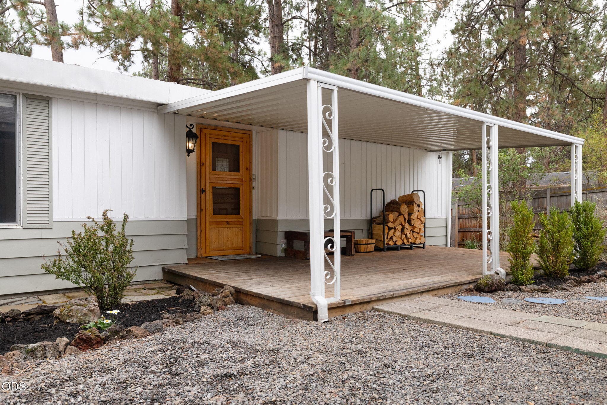 Photo 4 of 60936 Aspen Lane