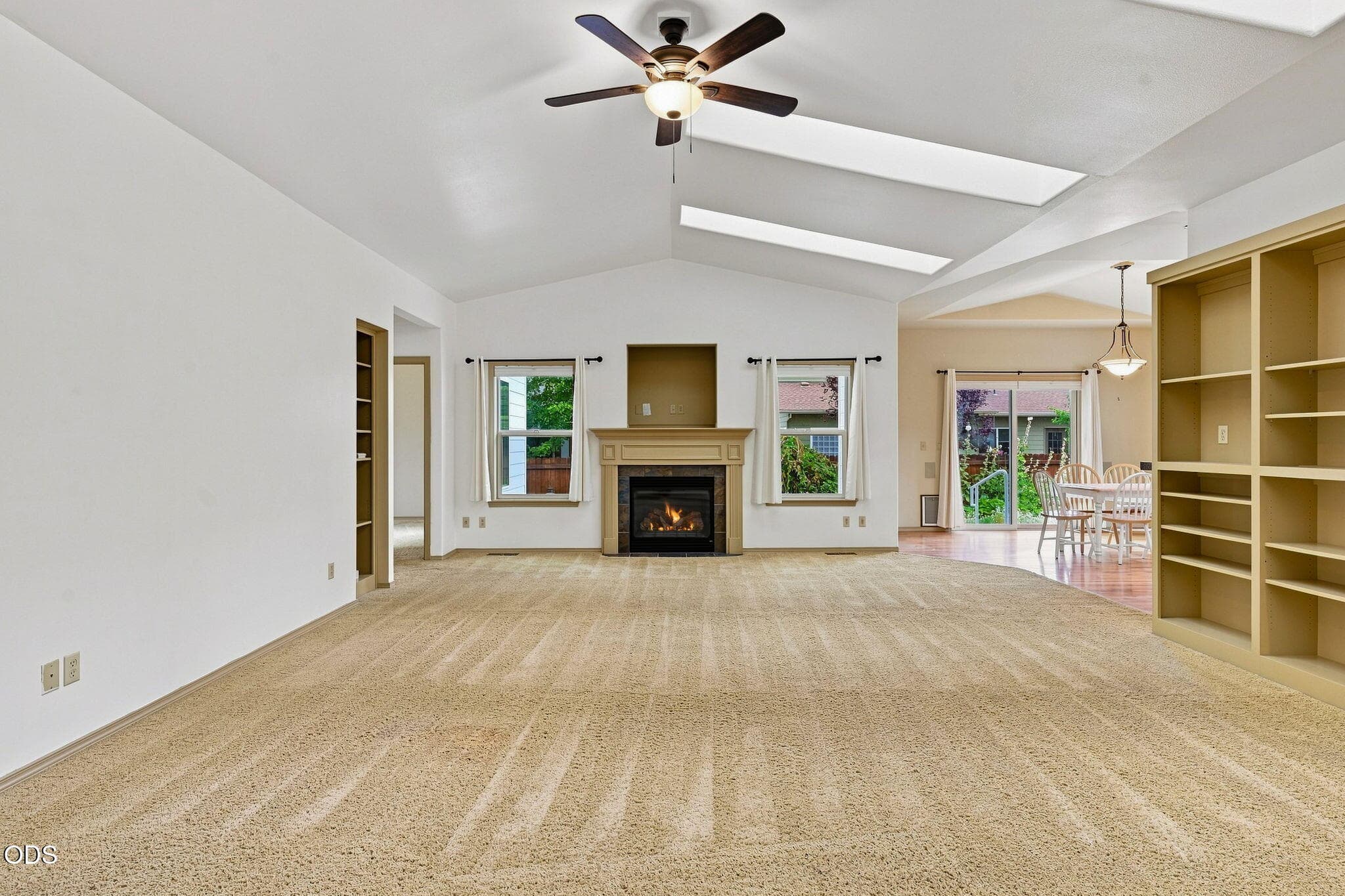 Photo 4 of 2234 SE Pilatus Lane
