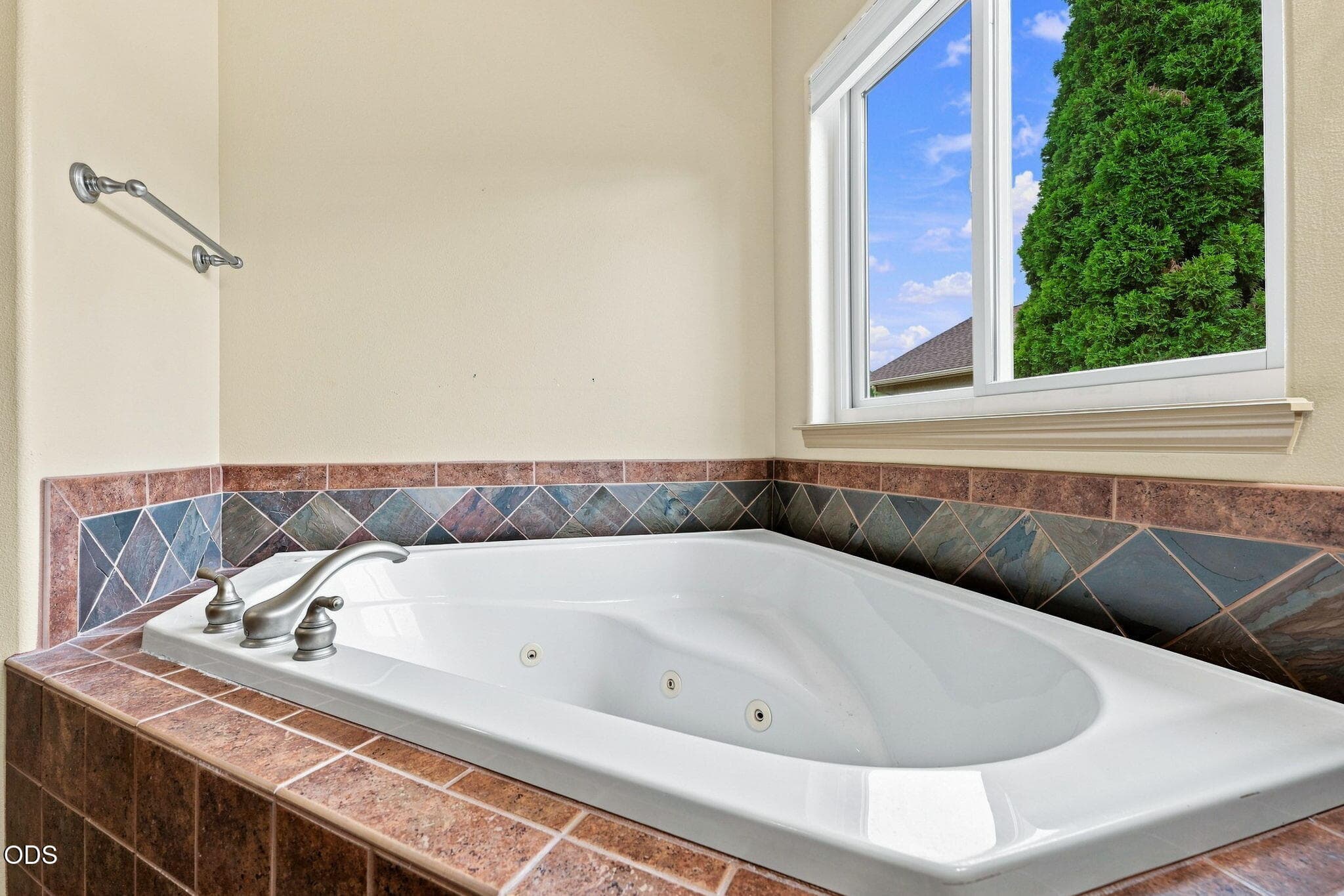 Photo 14 of 2234 SE Pilatus Lane
