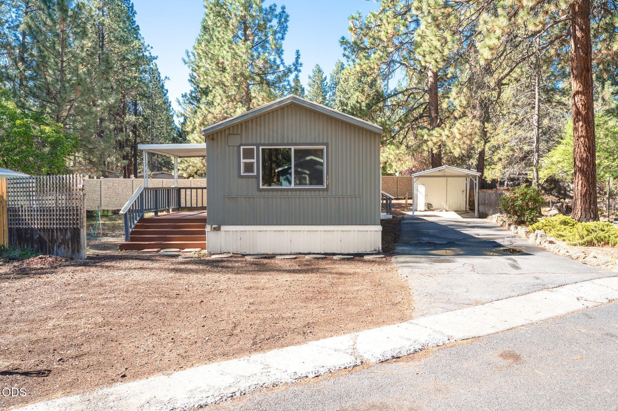 Primary photo of 61040 S Queens Drive, UNIT 17