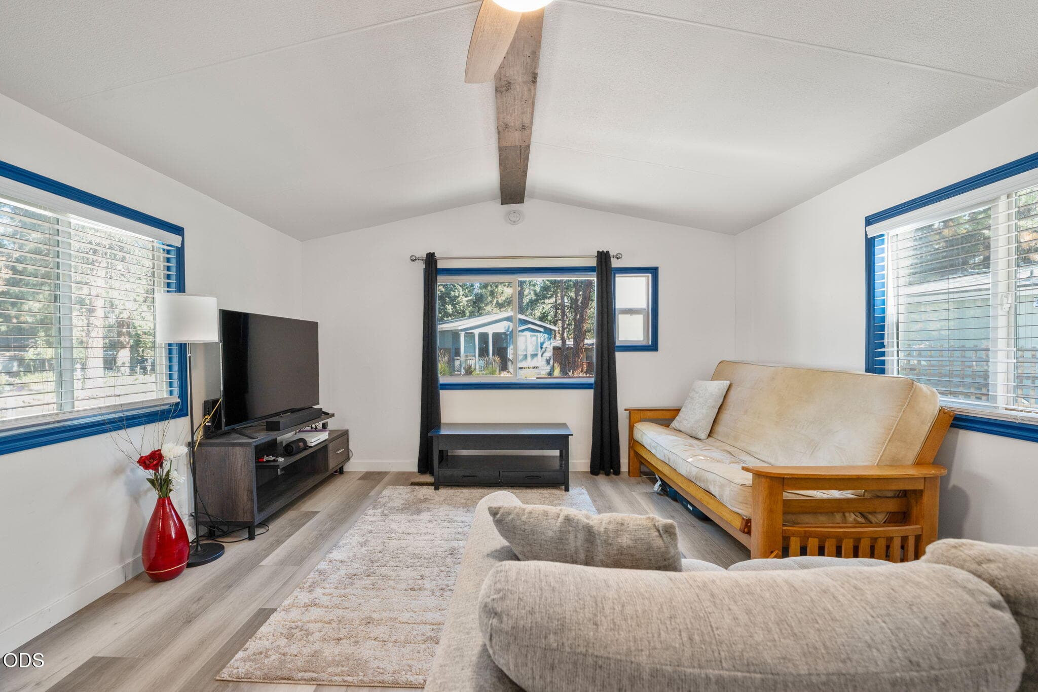 Photo 4 of 61040 S Queens Drive, UNIT 17