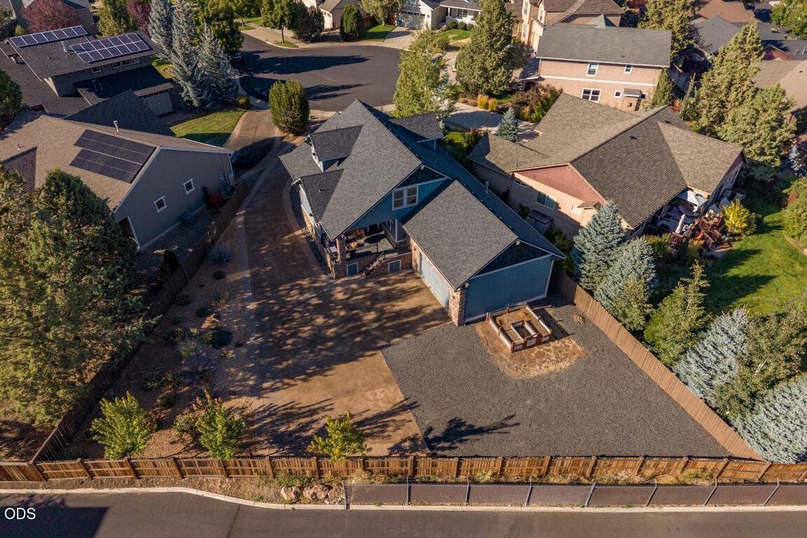 Photo 4 of 63109 Turret Court