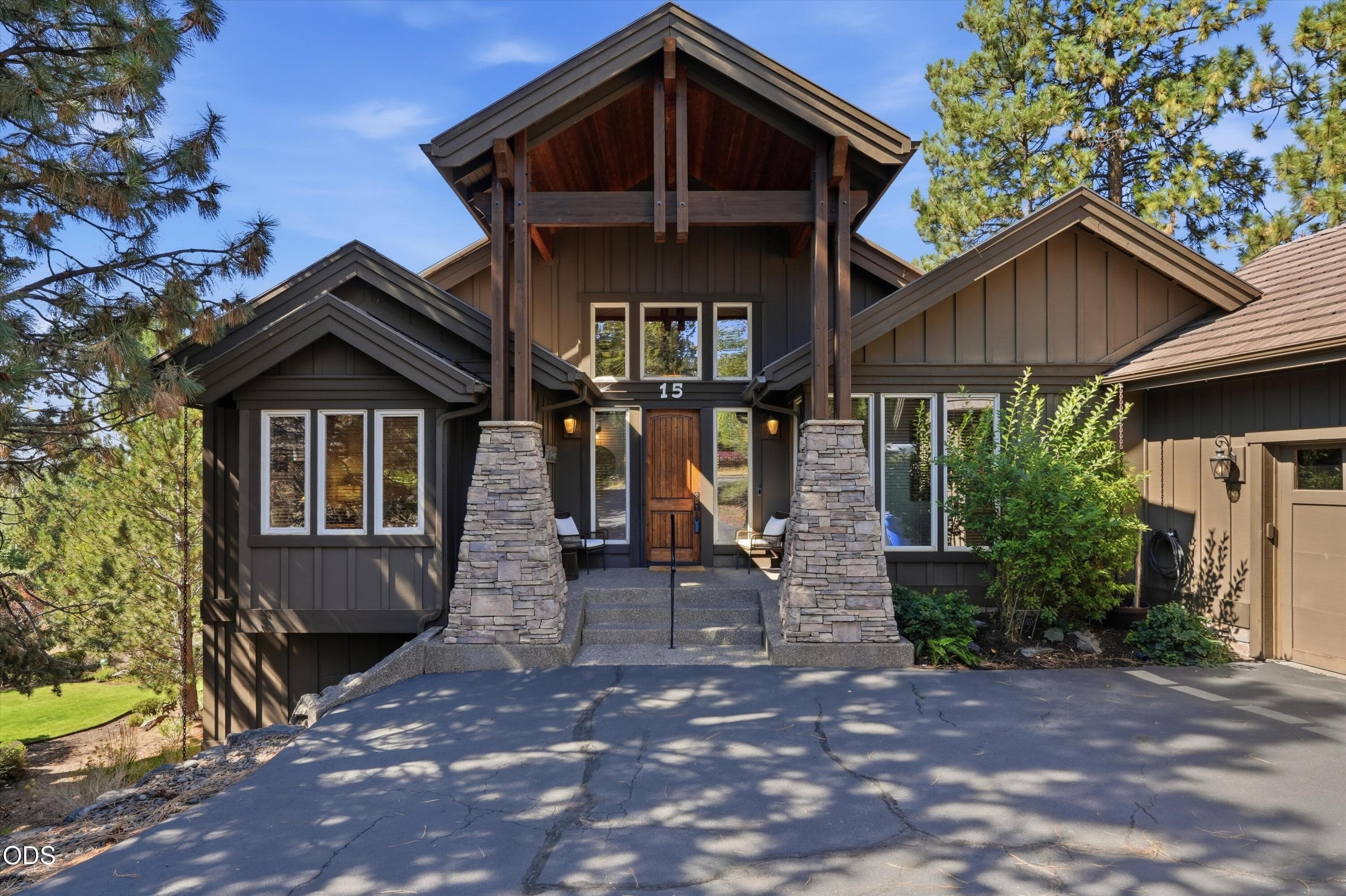Photo 4 of 15 SW Quail Butte Place