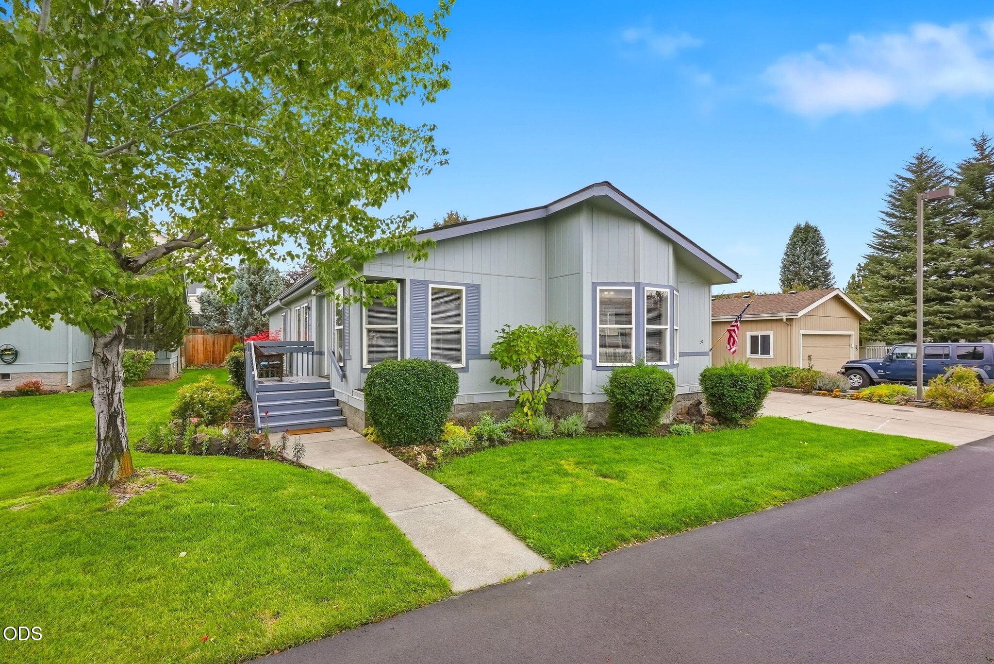 Photo 3 of 1188 NE 27th Street, 34