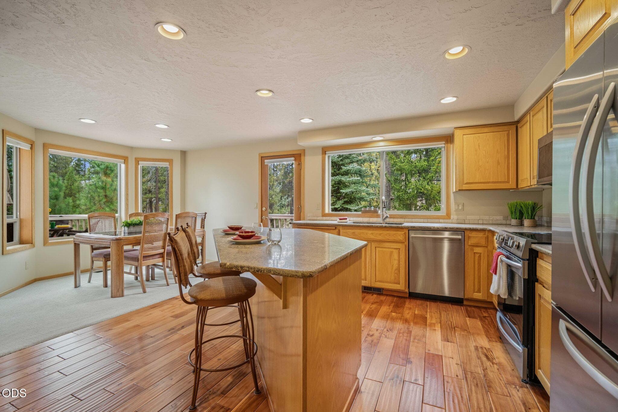 Photo 4 of 57983 Cypress Lane, 1