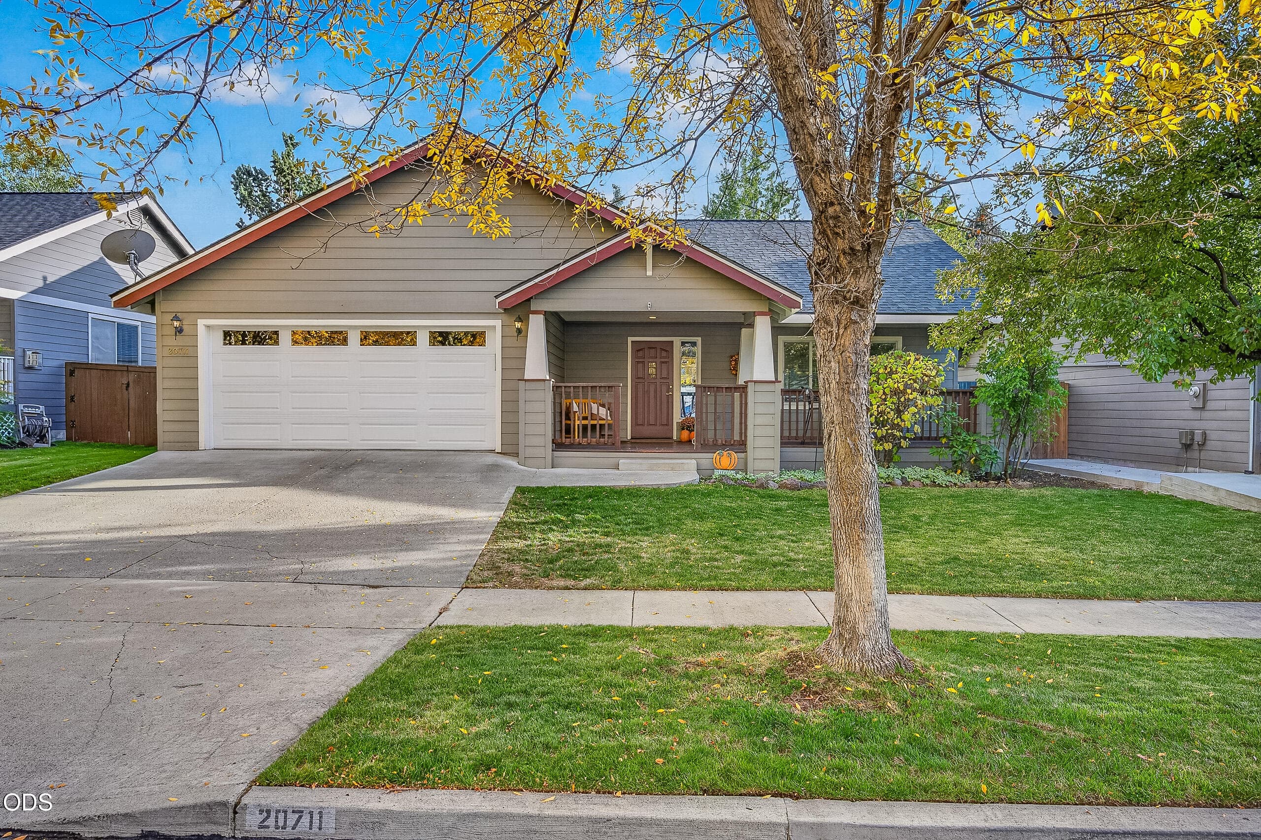 Photo 3 of 20711 Nicolette Drive