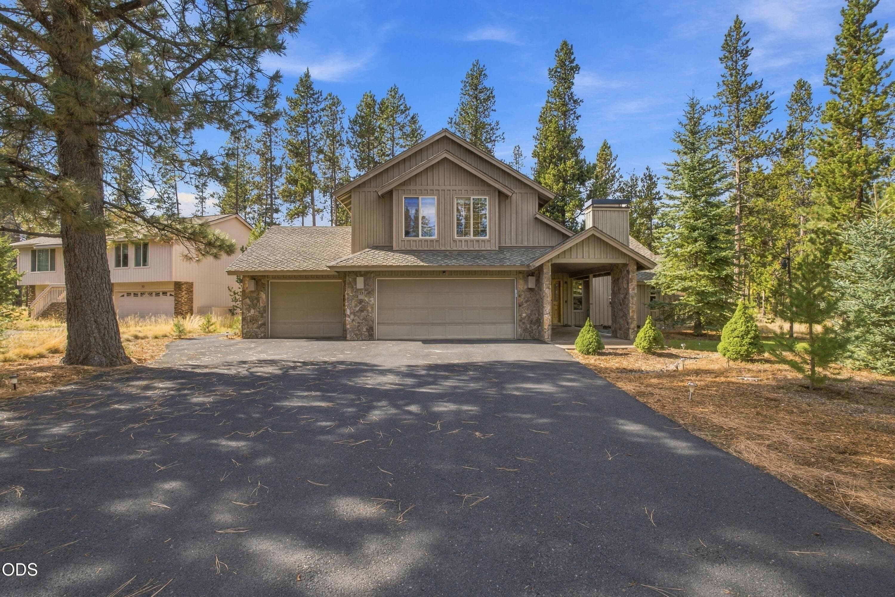 Photo 3 of 58103 Kinglet Road, 33