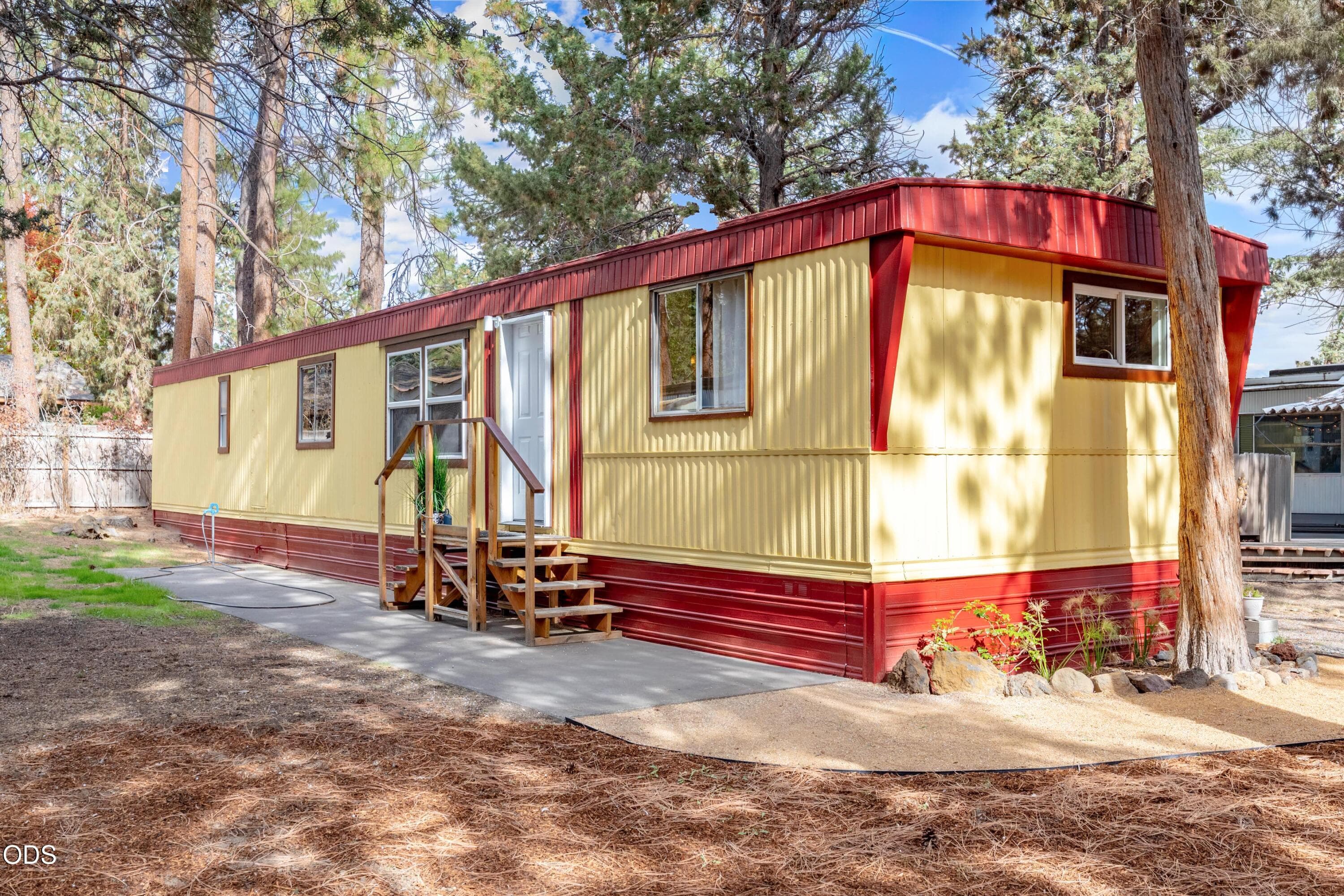 Primary photo of 141 SW 15th Street, UNIT 21